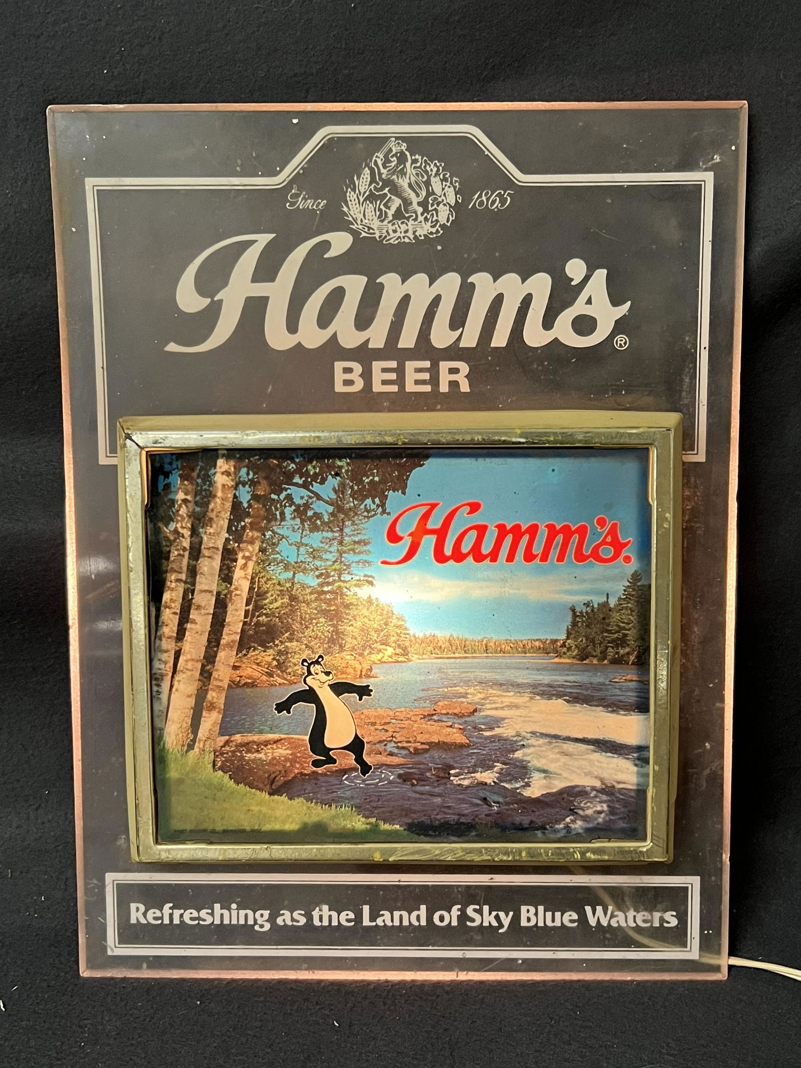 Vtg Lighted Hamms Beer Bear Sign - ''Refreshing as the Land of Sky Blue Waters'' 12'' x 15.75'' (1 of 4)