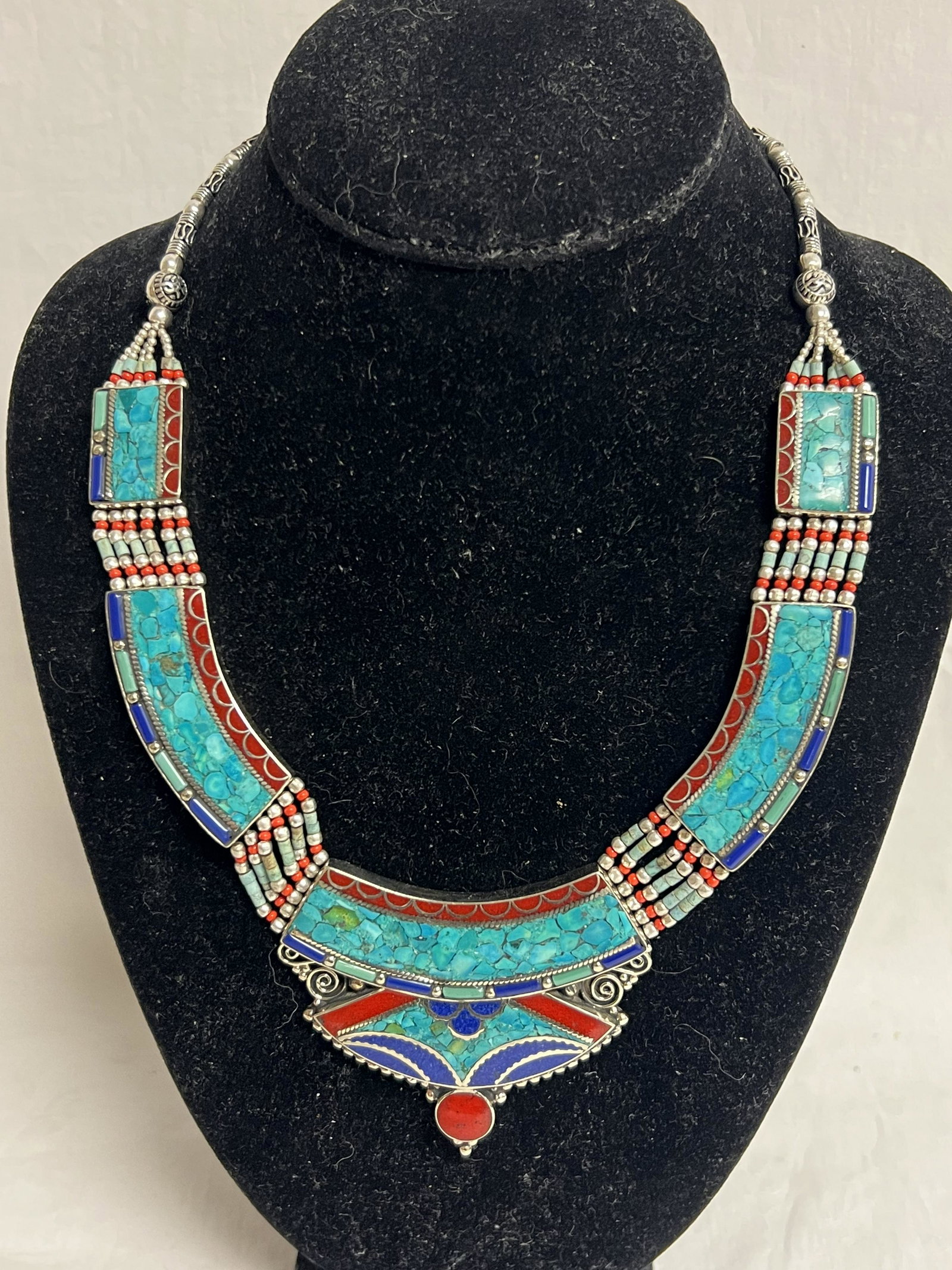 Tibetan Turquoise Coral Lapis Necklace - Approx. 18'': Tibetan Turquoise Coral Lapis Necklace - Approx. 18''