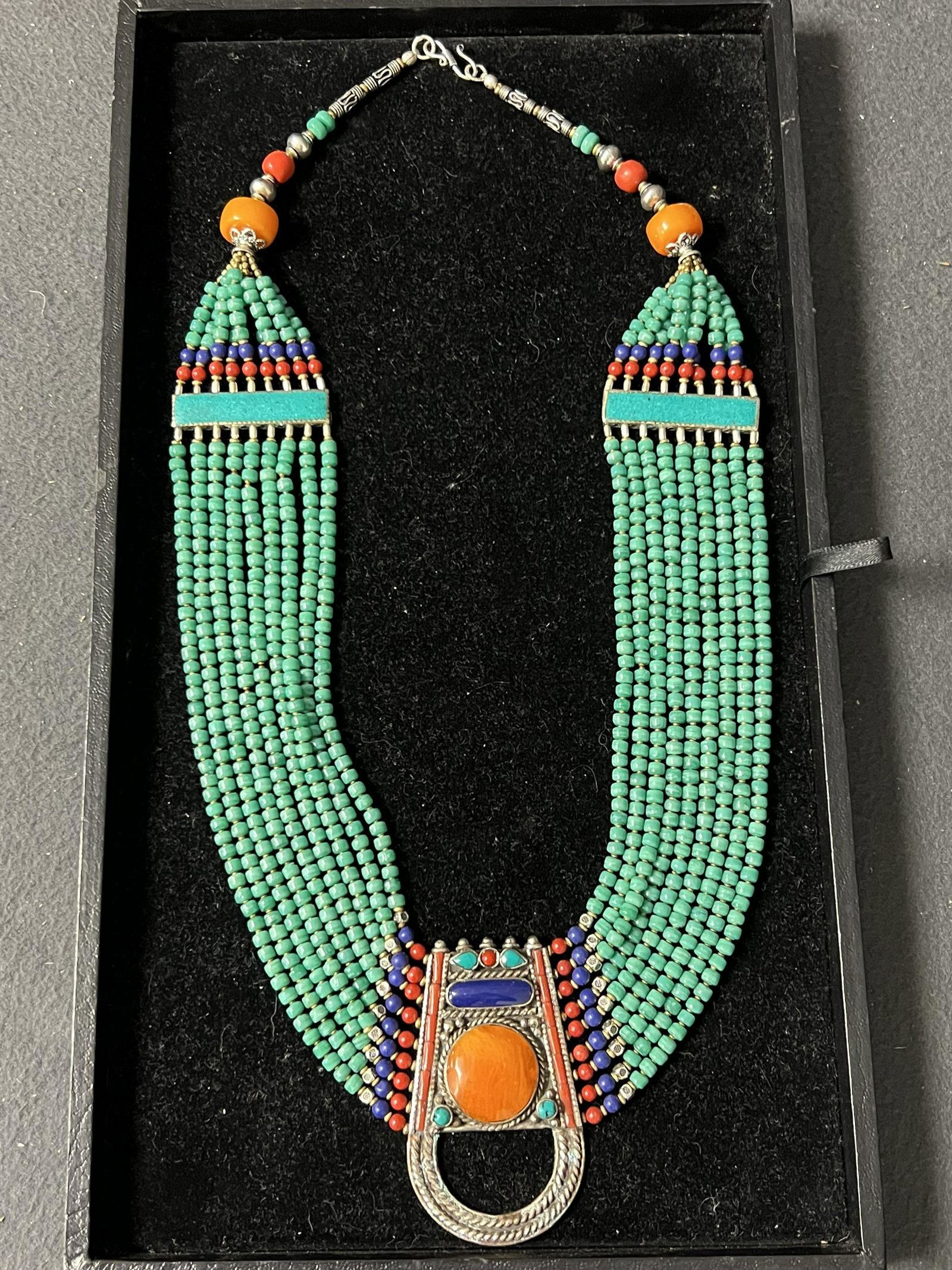 26''L Tibetan Turquoise Lapis Coral Necklace: 26''L Tibetan Turquoise Lapis Coral Necklace