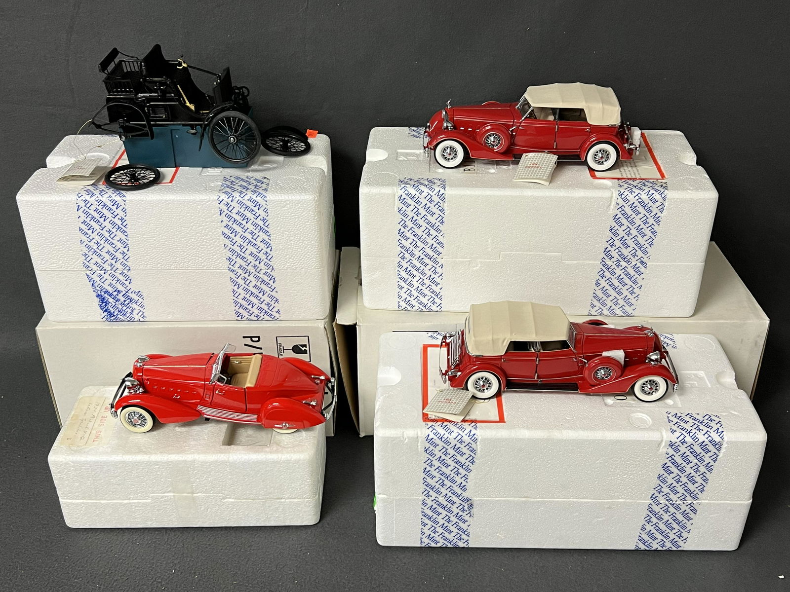 (4)DieCast Franklin & Danbury Mint Model Cars- Franklin Mint 1934 Red Packard + 1934 Packard (1 of 14)