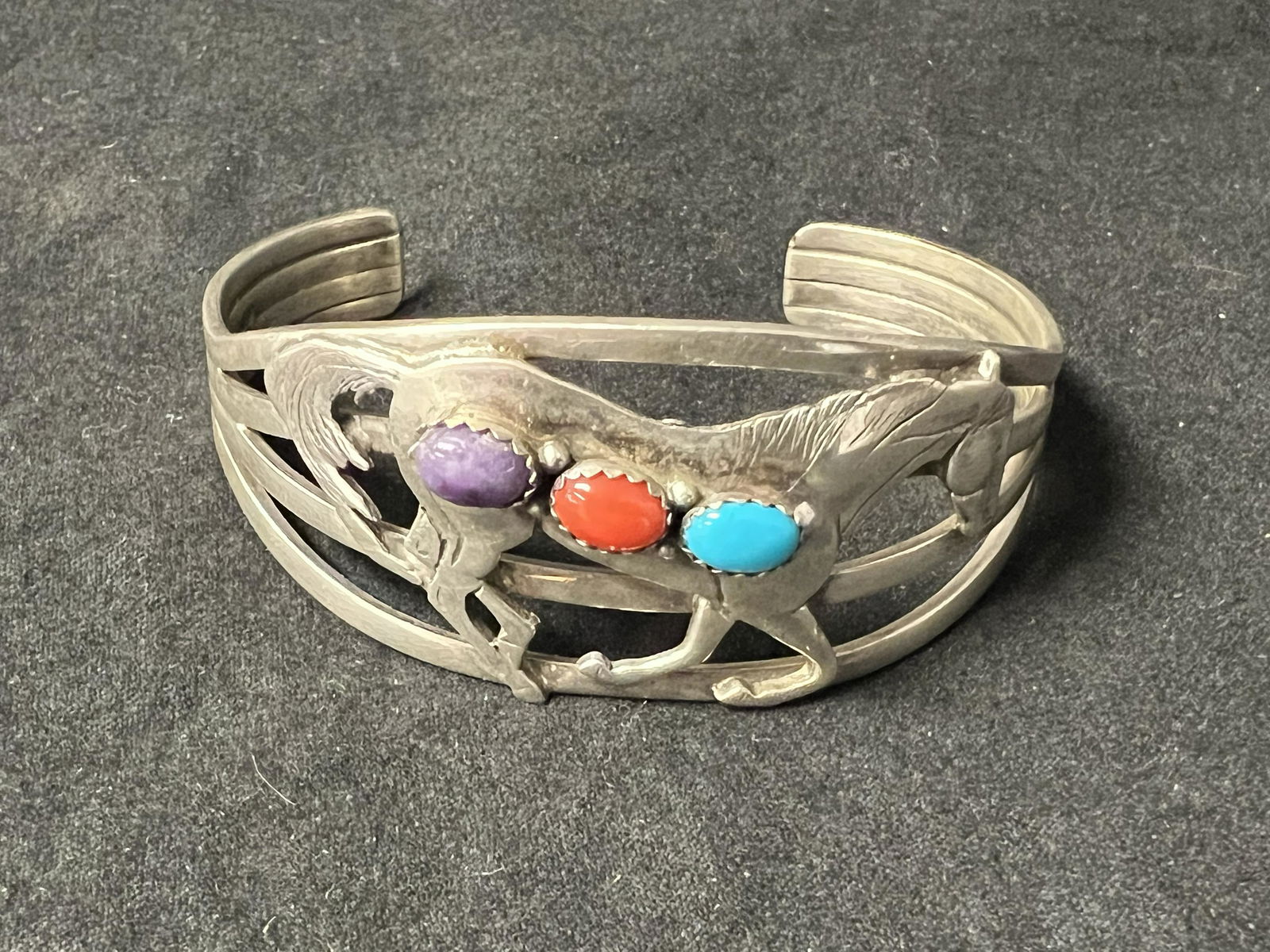 Sterling Silver Bracelet w/ Horse Design - Horse Bracelet w/ Stones, 38.48g Total Wgt (1 of 3)