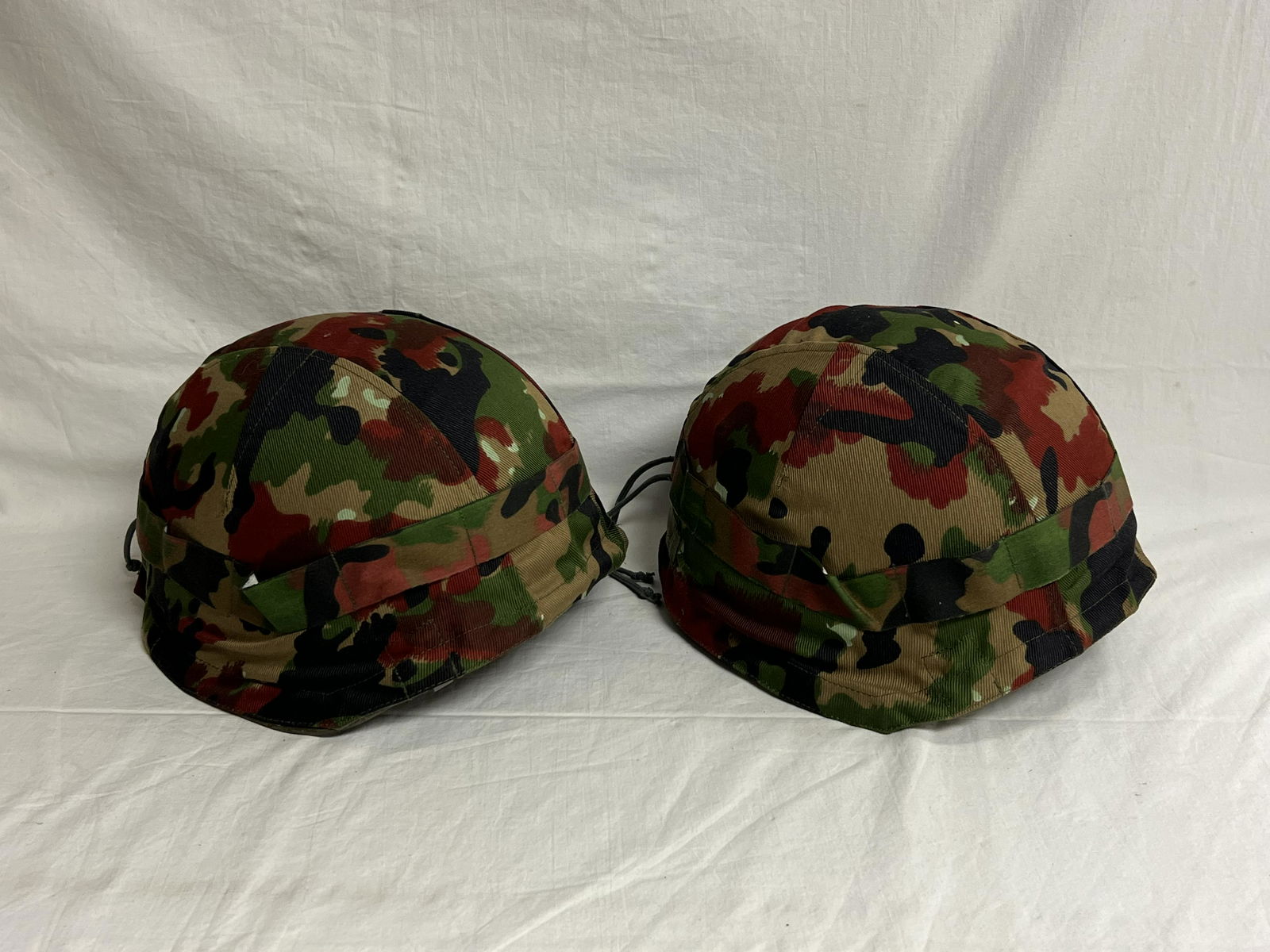 (2)Swedish Marked Military Helmets, Camo - ''BT83'' + ''BT82'' , See Photos for Size: (2)Swedish Marked Military Helmets, Camo - ''BT83'' + ''BT82'' , See Photos for Size