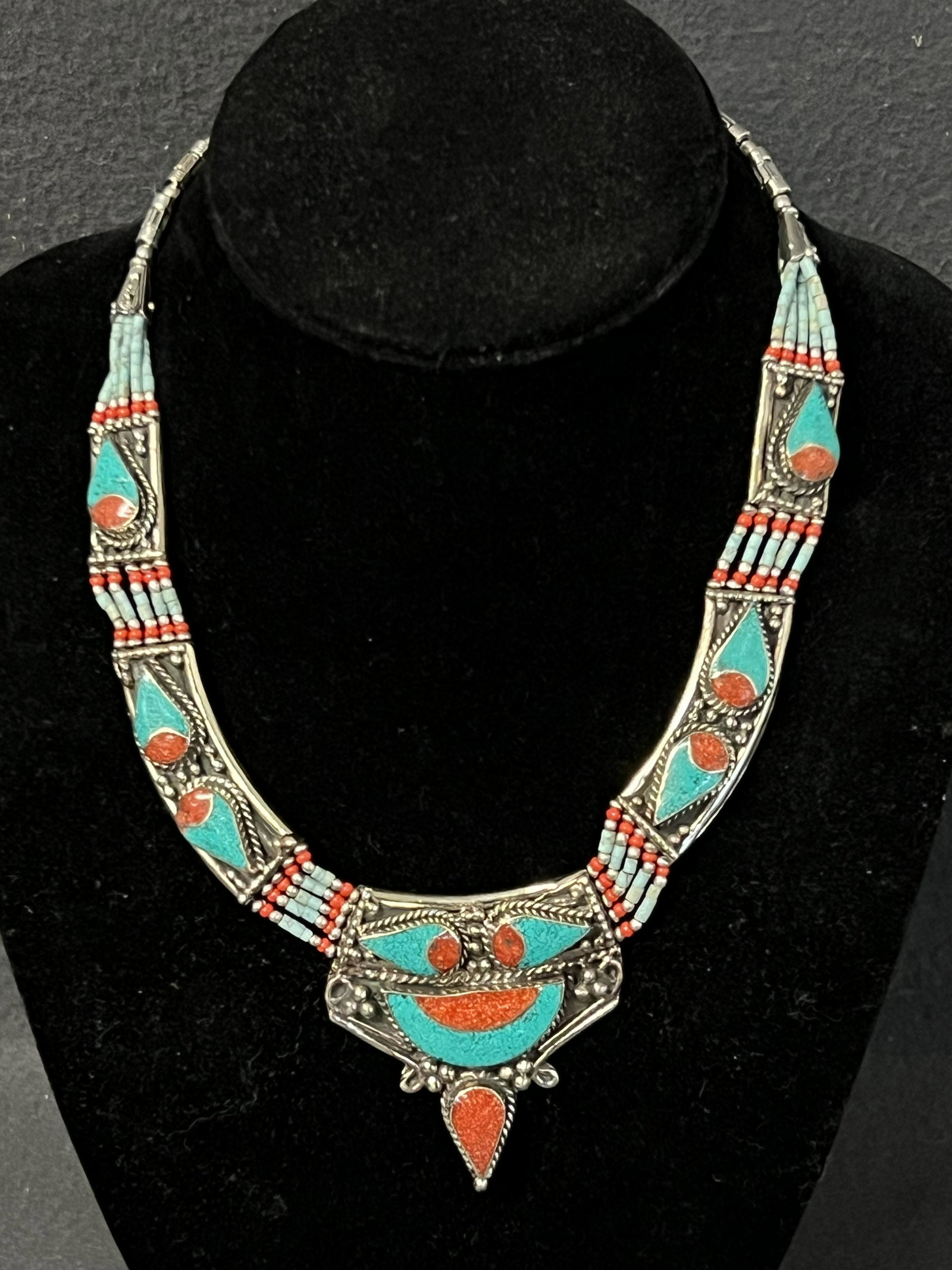 Tibetan Handmade Turquoise Coral Necklace 16'': Tibetan Handmade Turquoise Coral Necklace 16''