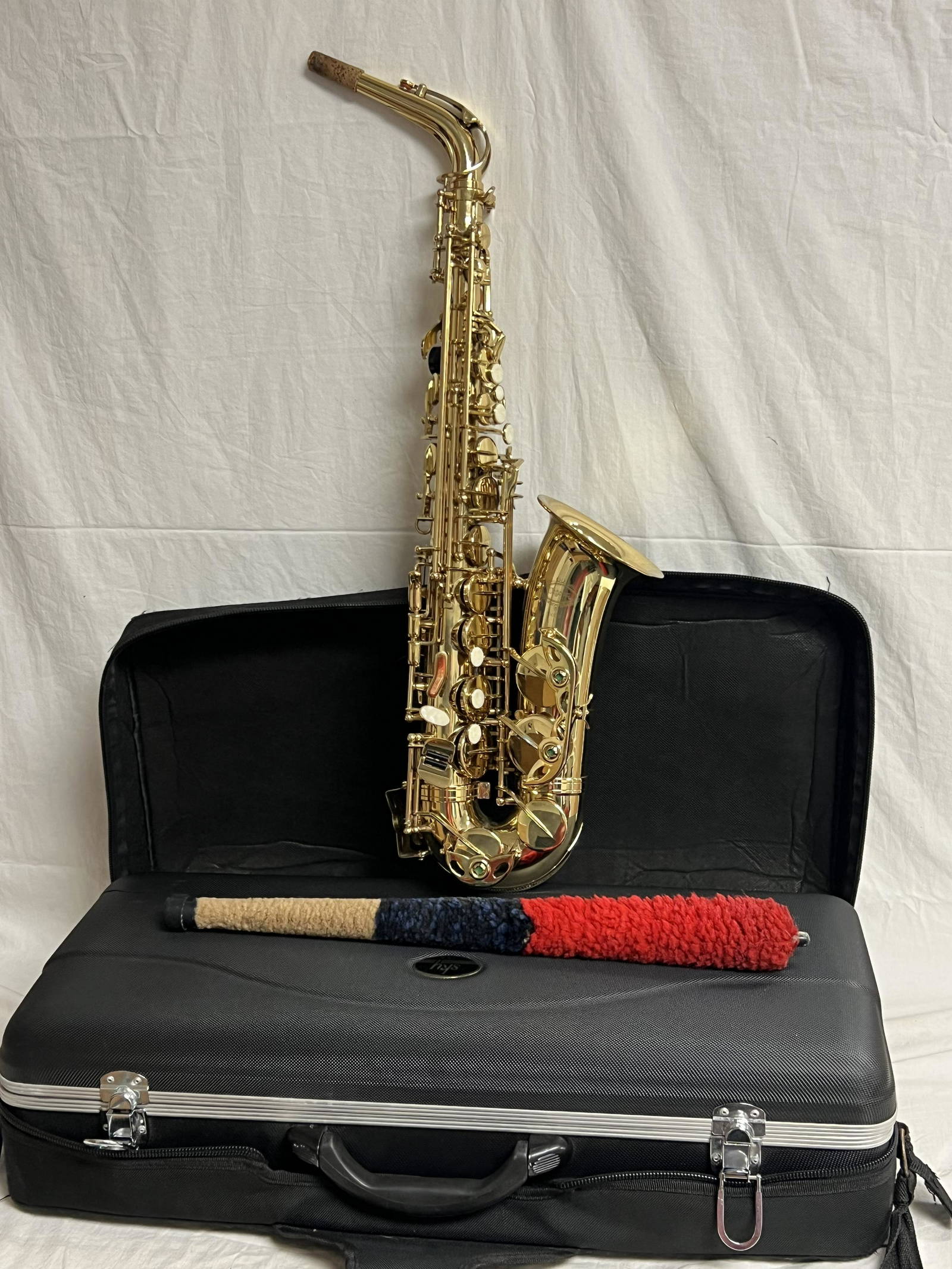 Vtg Unison 5002 Alto Saxophone W/ Cases (preowned, Good Condition, See