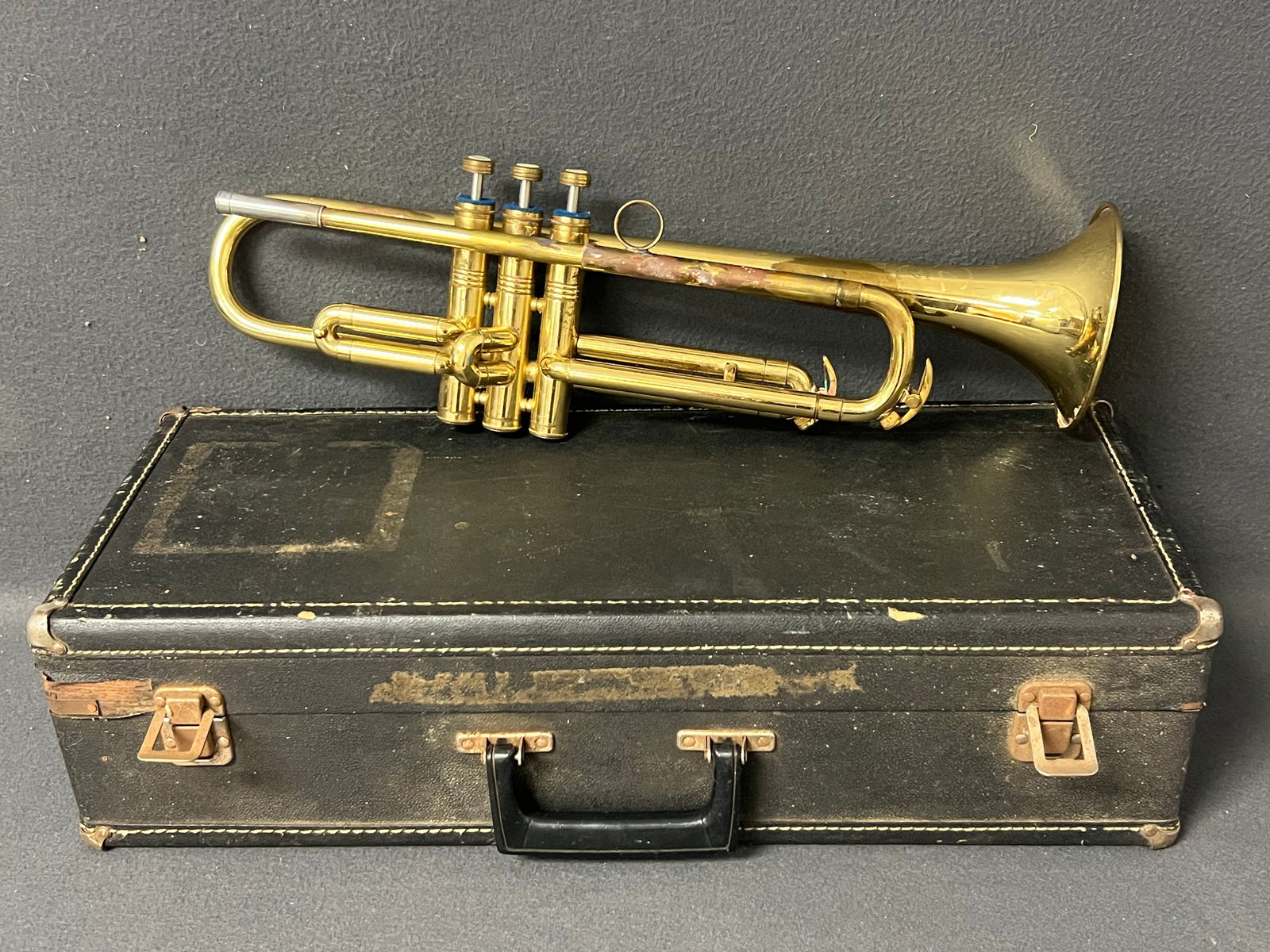 Chris Kratt Bb Trumpet, Hard Case 77184 (preowned, Used, See Photos) Auction
