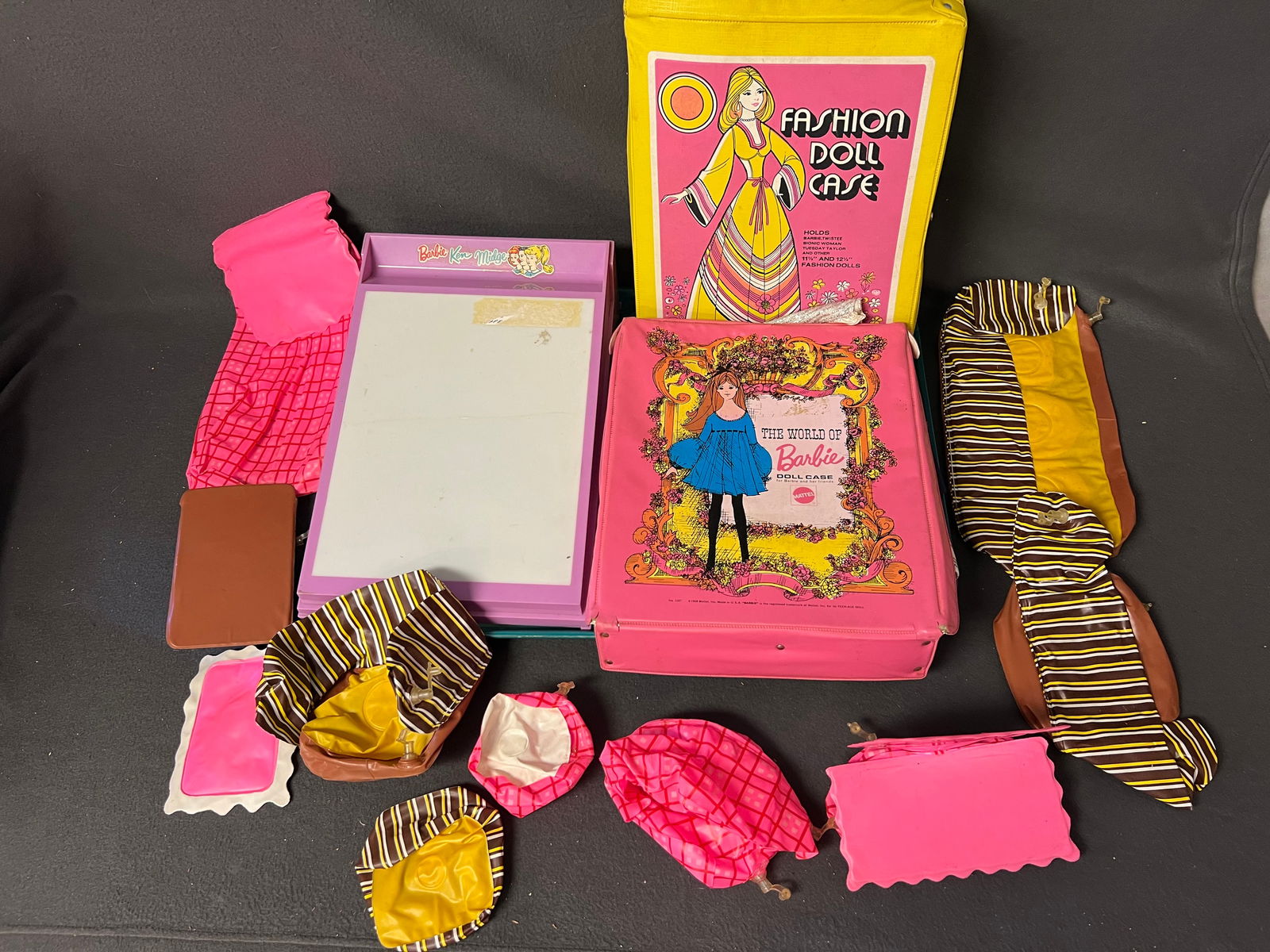 Vtg Barbies, Case, Ken, Clothes, Trace Case,More - 1968 Barbie Case, (3)1966 Barbies, (1)1979,: Vtg Barbies, Case, Ken, Clothes, Trace Case,More - 1968 Barbie Case, (3)1966 Barbies, (1)1979, (1)1968 Ken, 1978 Star Wars Princess Leia, Barbie BlowUp Furniture, 1963 Electric Trace Box, Clothes w/ 1