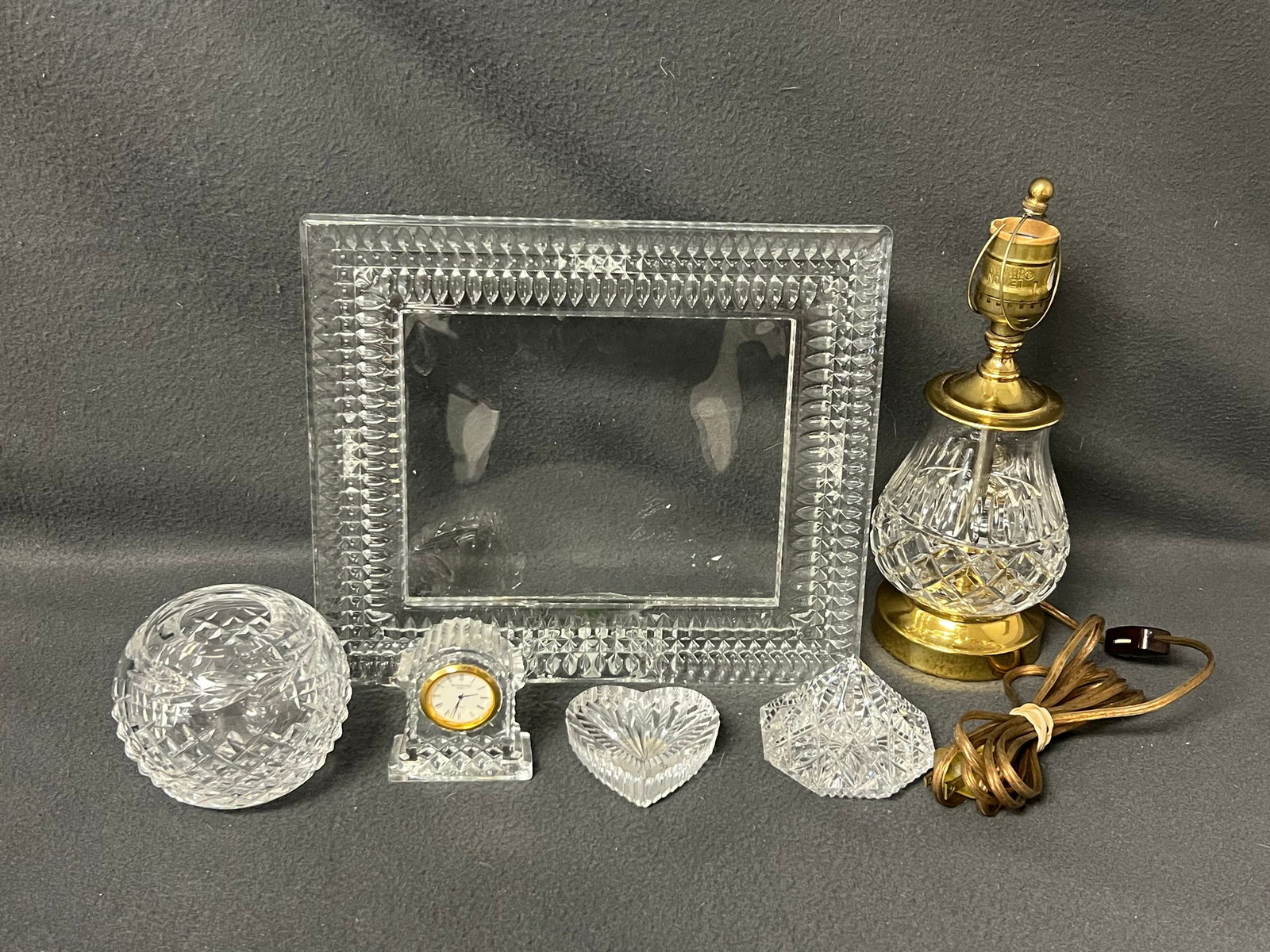 (6)Pcs. Waterford - Frame, Paperweights,More - Desk Lamp, (2)Paperweights, Clock 7'' x 5.75'', Frame (1 of 5)