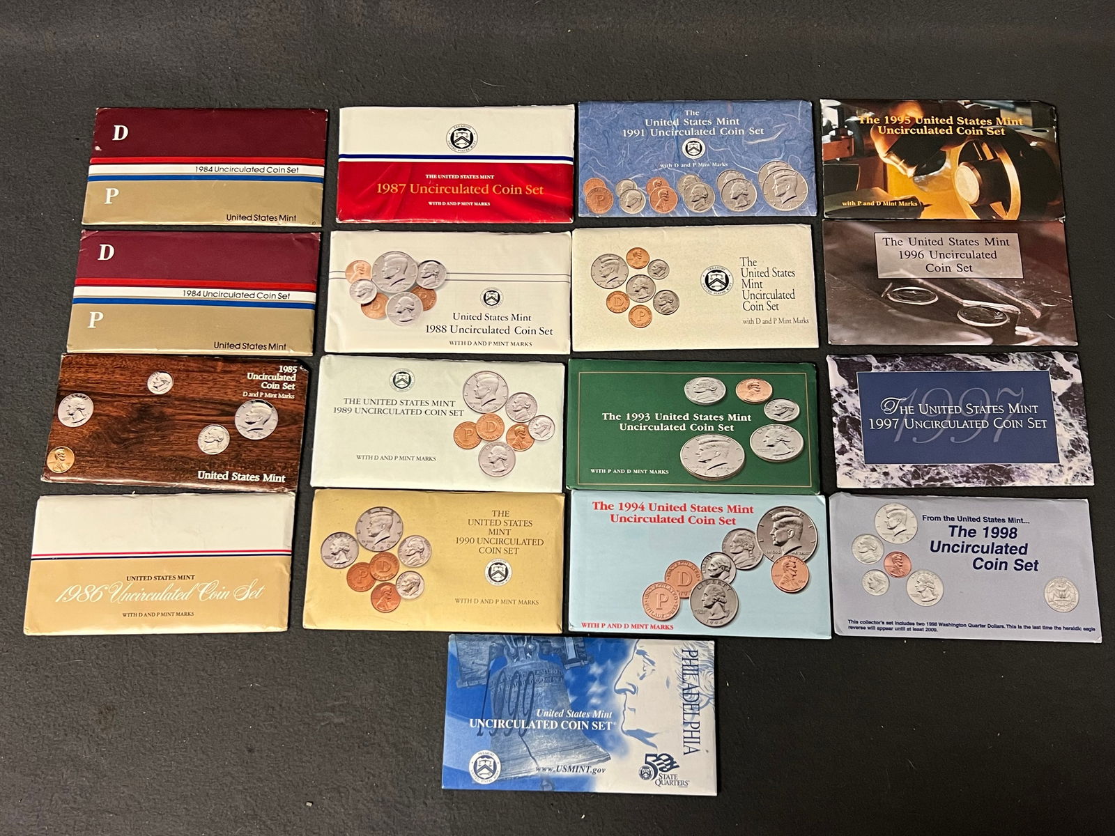 (17)US Mint Uncirculated Coin Sets 1984-1999 - (2 Packs per Set) (1 of 9)