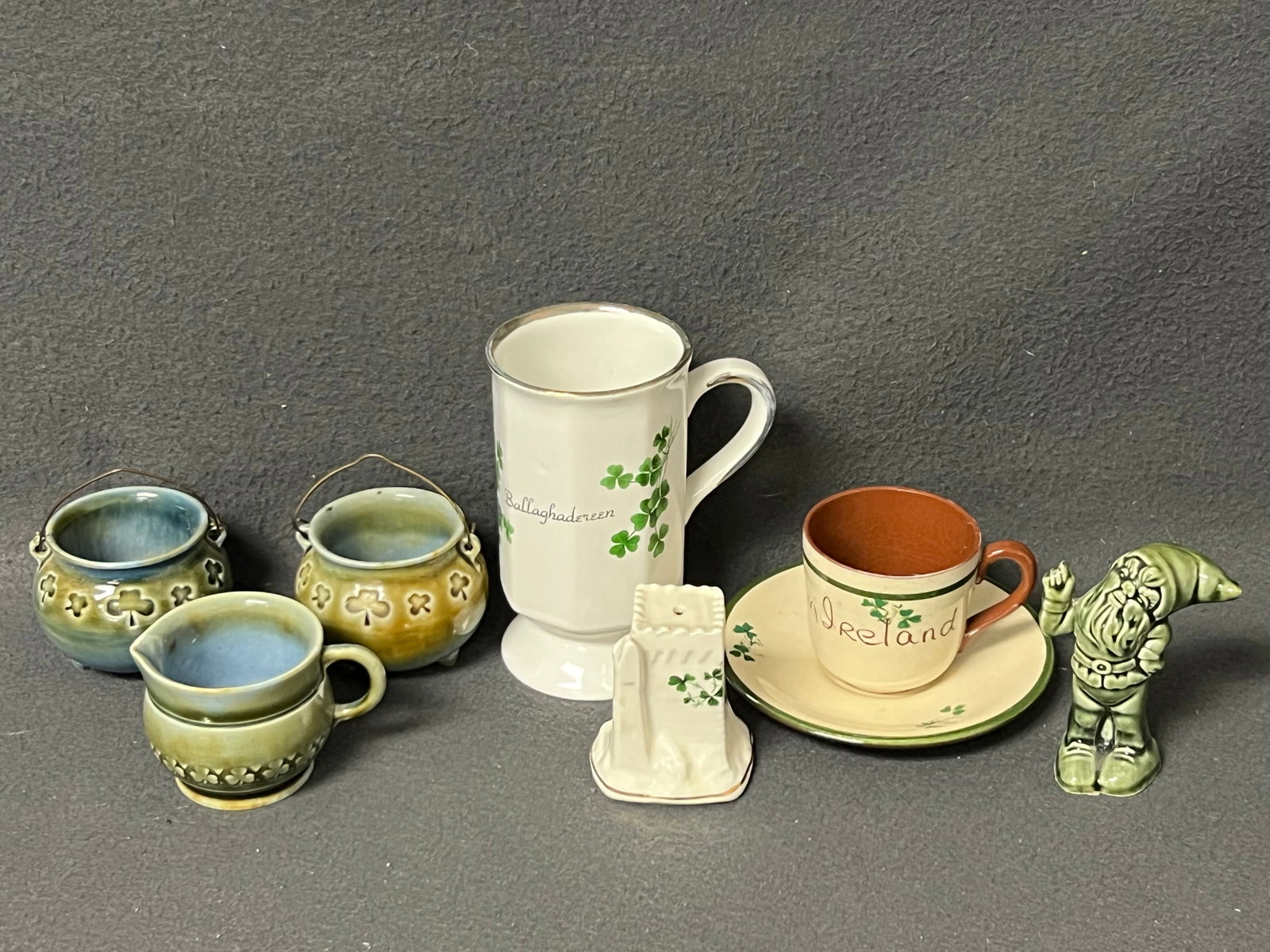 Asst Irish Pottery, Carrigaline + Wade: Asst Irish Pottery, Carrigaline + Wade