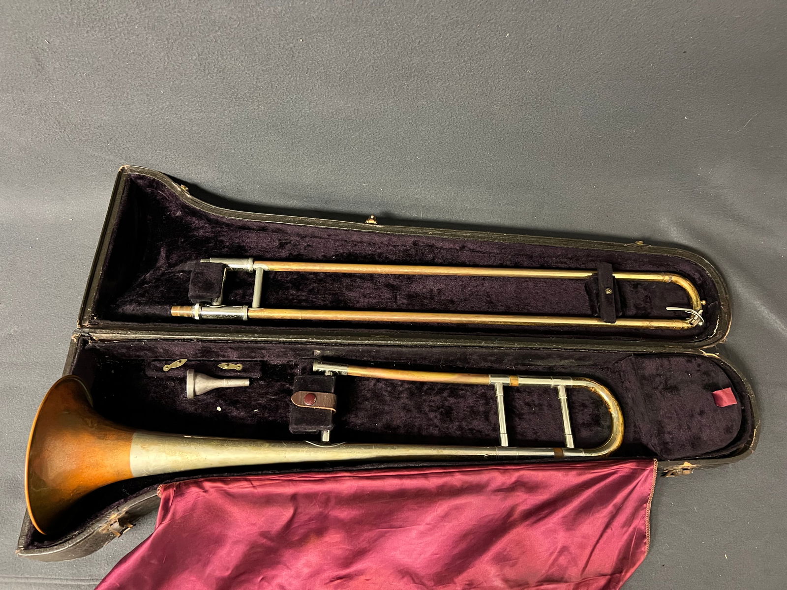 Vtg FE Old & Sons SPECIAL Trombone, Case - Serial # 266392 /w OLDS #3 Mouthpiece (Pre-Owned, Used, (1 of 15)