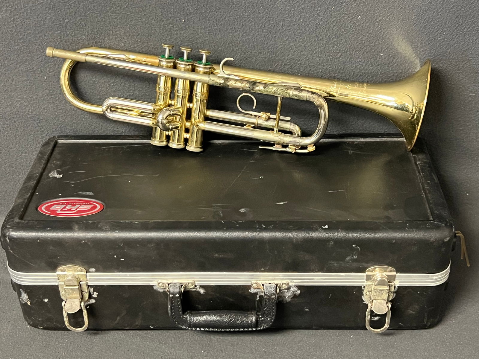 Vtg Holton 'Al Hirt Special' Trumpet, Case - Serial #413380 w/ SKB HardCase - (Pre-Owned, Used, See (1 of 10)