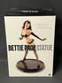 Bettie Page #862 /1200 Figure by Dark Horse, COA - Limited Ed. Tony Cipriano Bettie Page 13'' Figure