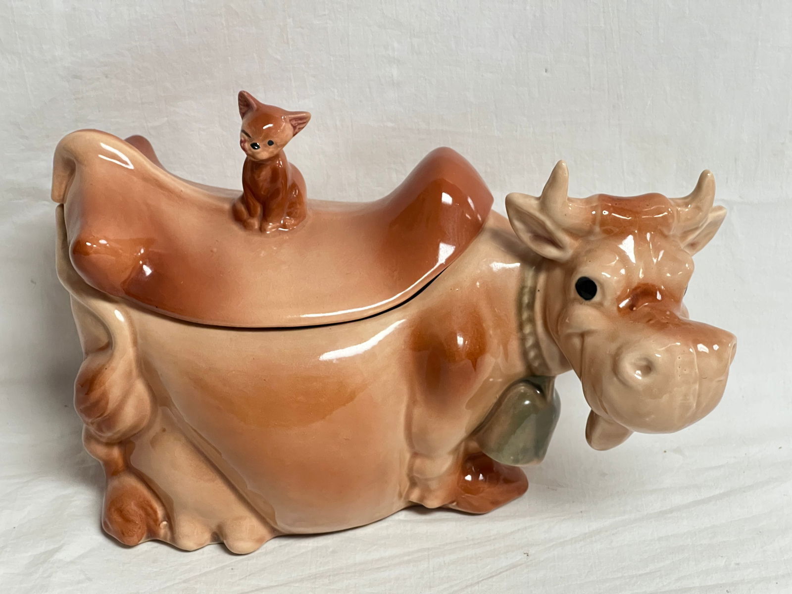 Vtg Brush McCoy Pottery Cow Cookie Jar - Approx 12'' x 7'' x 7'' (1 of 4)