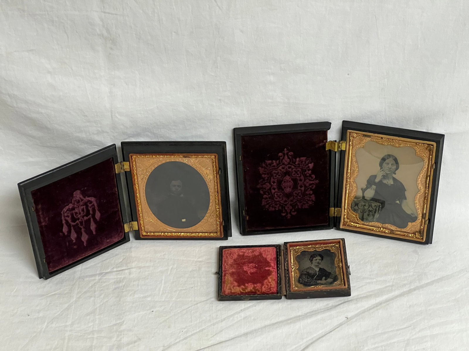 (3)Daguerreotype Gutta Percha Framed Photos - Civil War Era -Union Case Frames + (3)Daguerreotype (1 of 11)