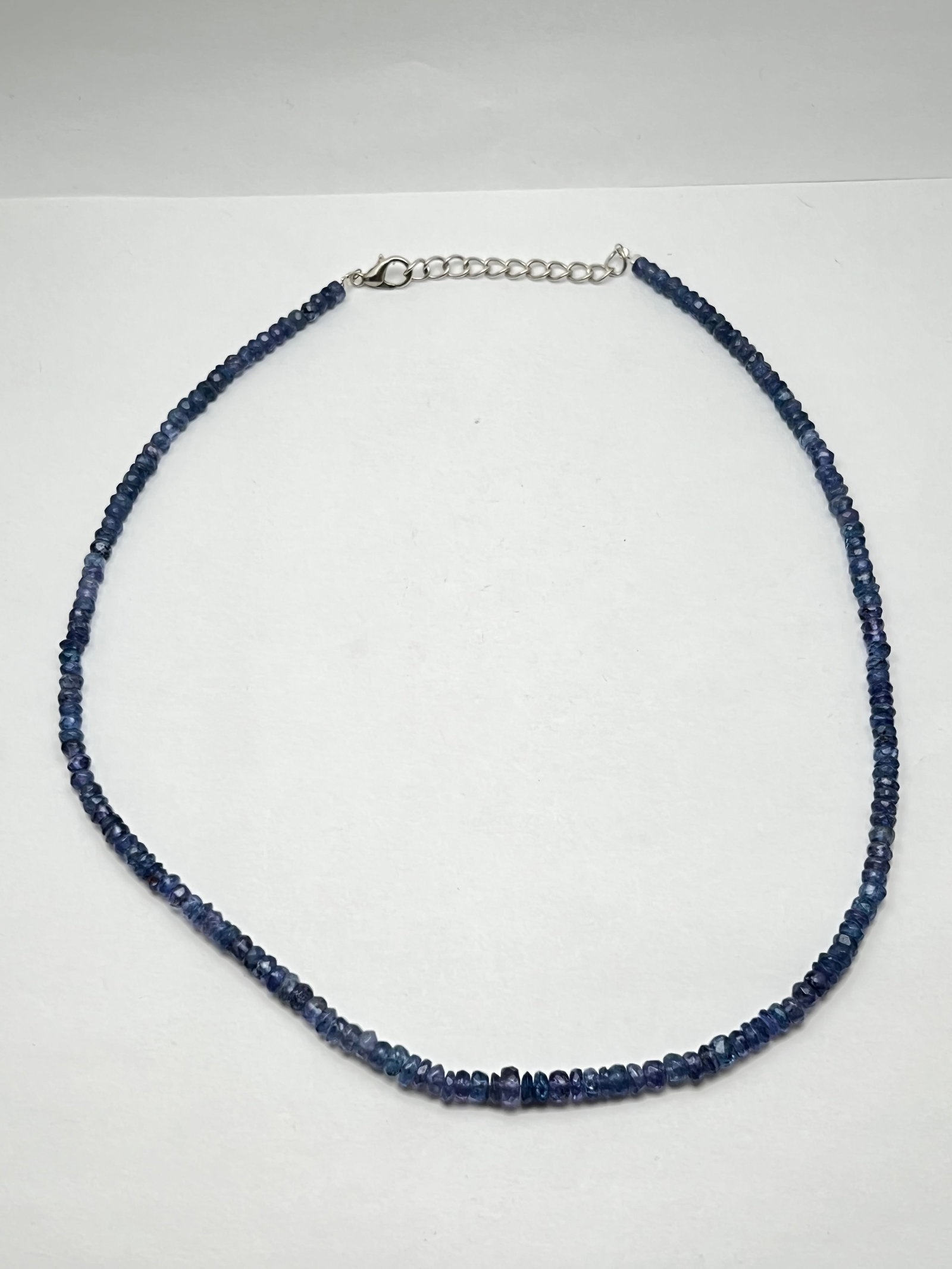 Natural Tanzanite Necklace 18''L, 78Cts Total Wgt: Natural Tanzanite Necklace 18''L, 78Cts Total Wgt