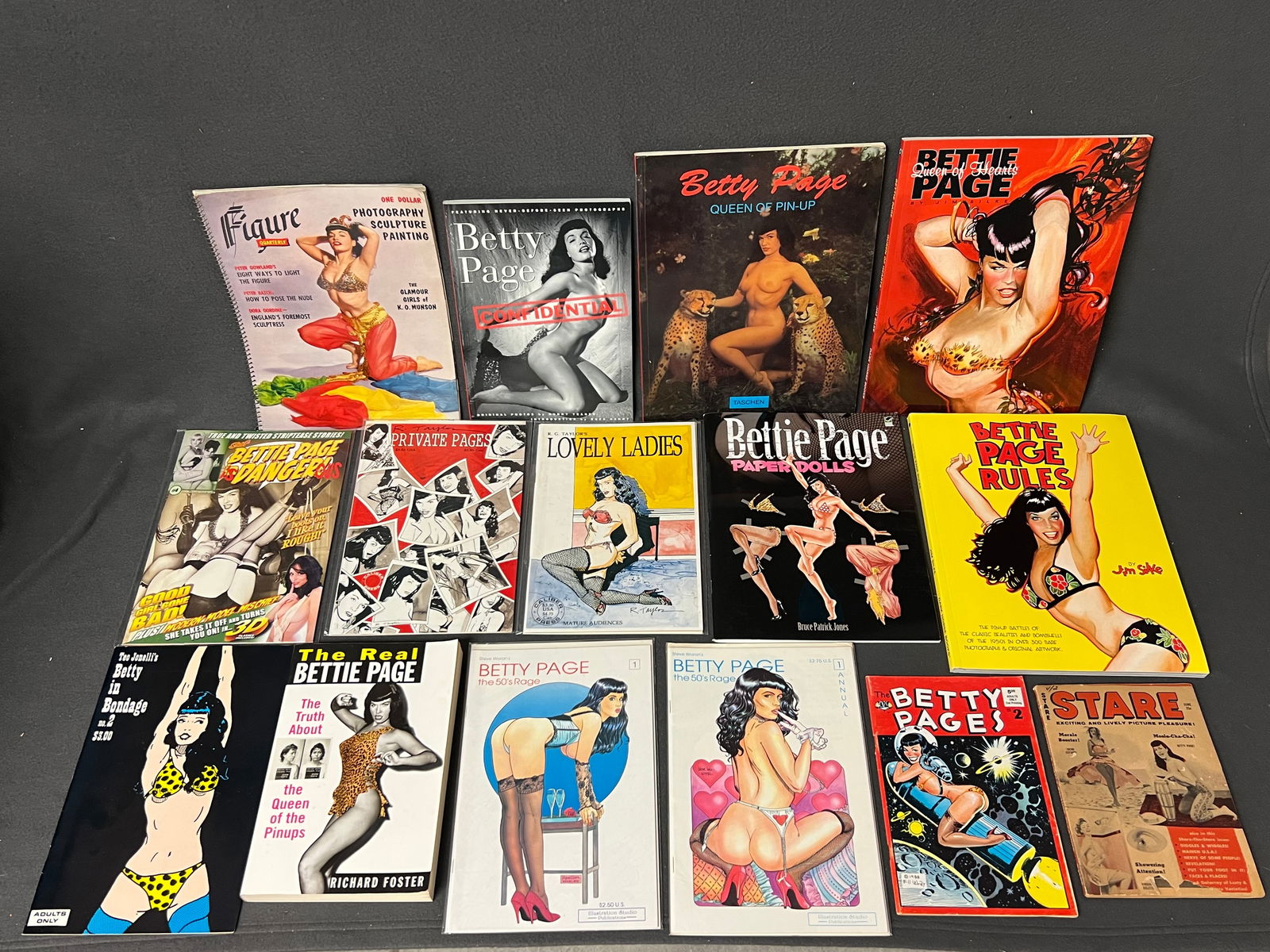 (15)Betty Page Magazines, Comic Books - 1956 Figure Quarterly Bettie Genie Cover, Pin-Up, R.Taylor (1 of 5)