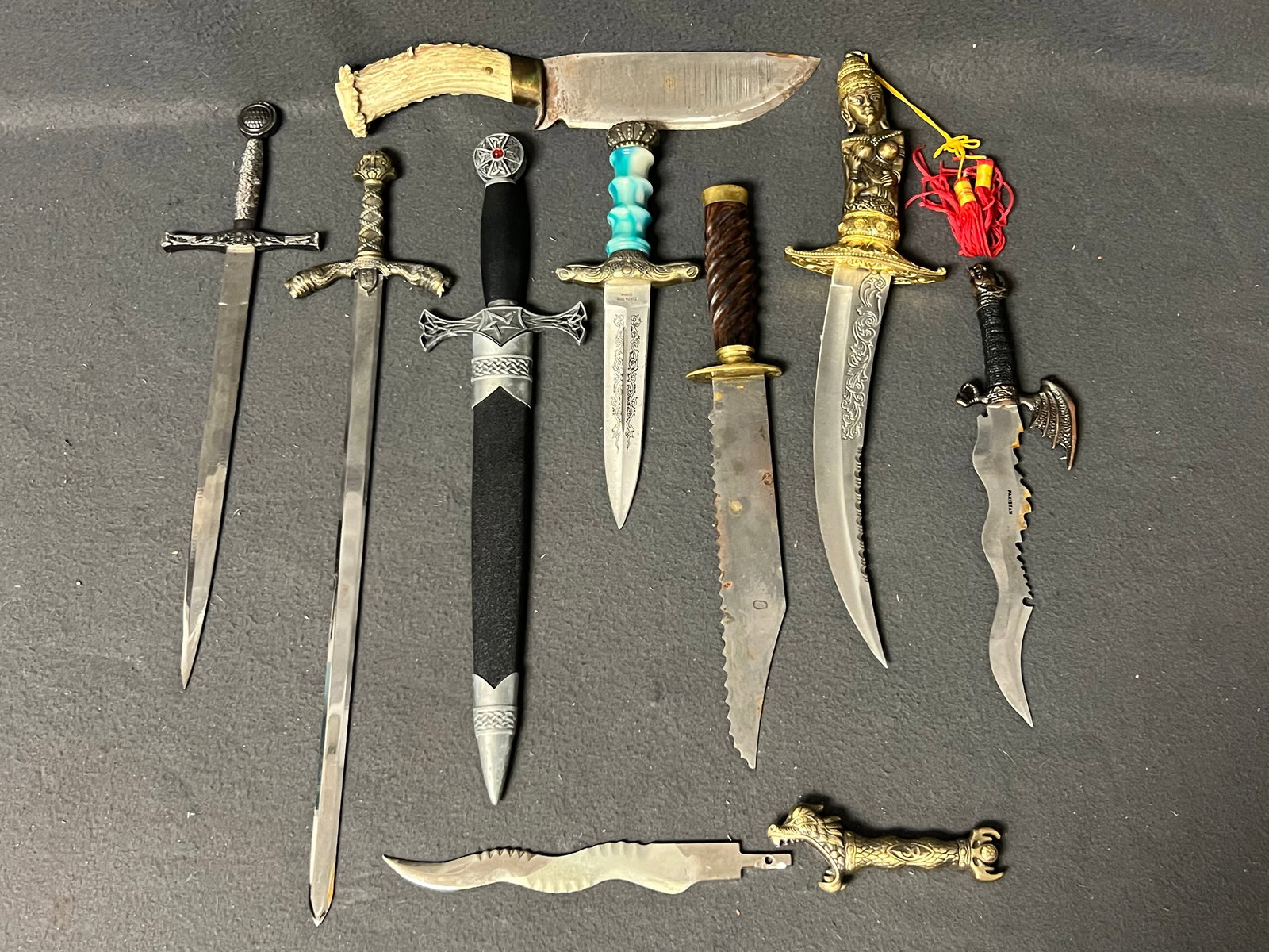 (9)Asst Fantasy Knives in Various Styles / Sizes (1 of 11)