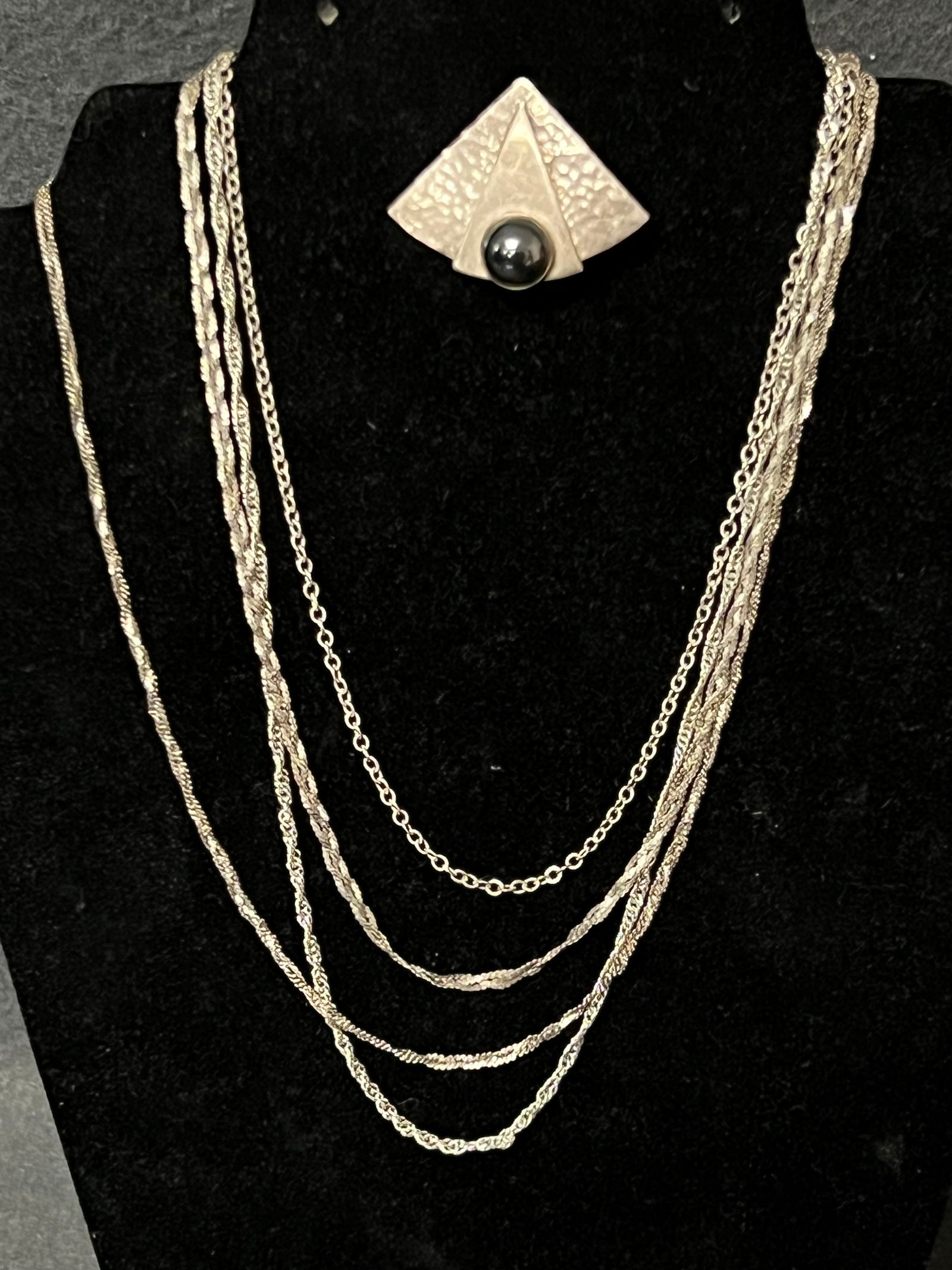 (4)Sterling Silver Necklaces, Sterling Pin - Various Lengths 14'', 16'', (2)17'' + Pin / Brooch w/ (1 of 3)