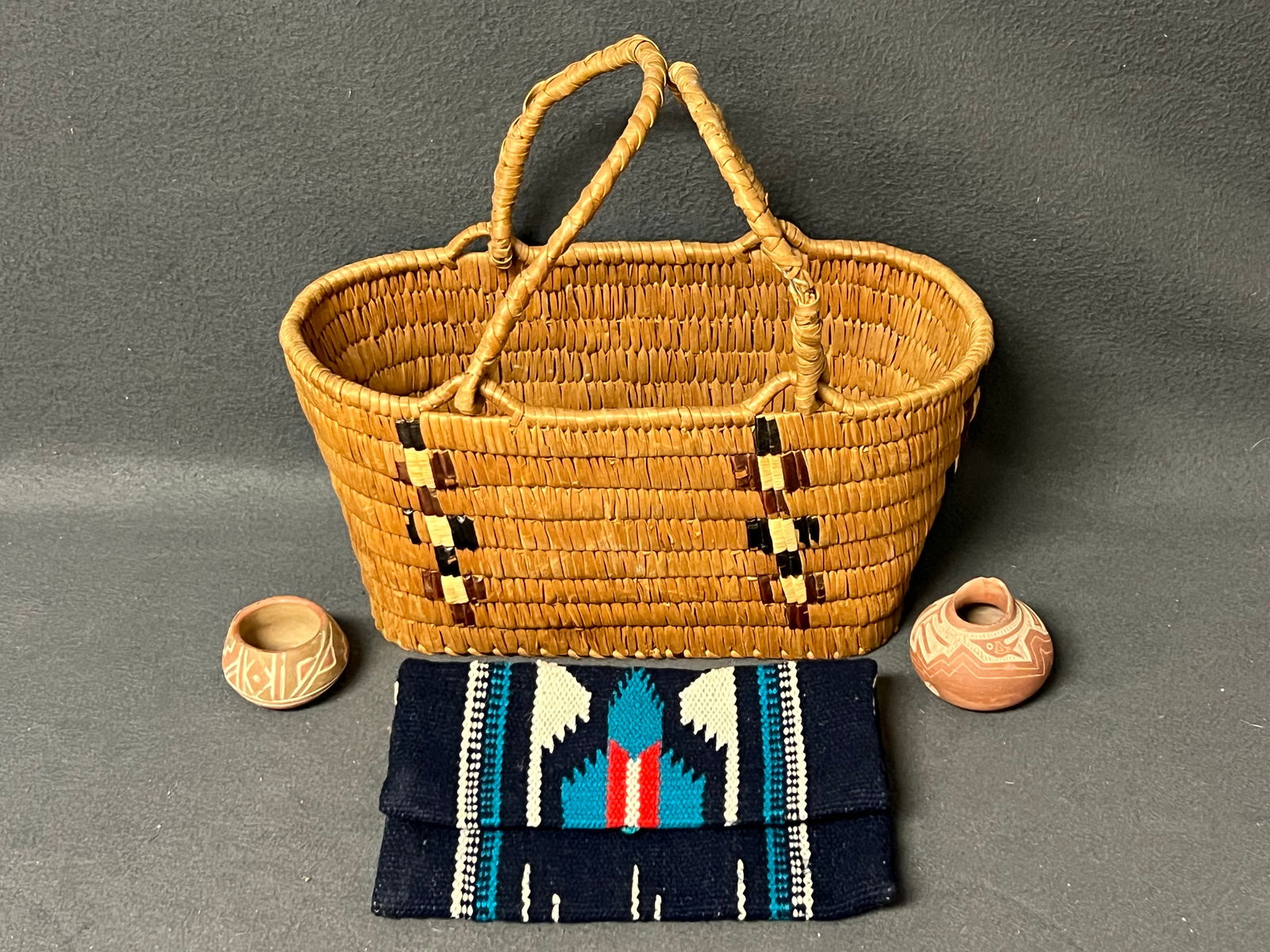 American Indian Basket & Pottery - Early Clay Pots, Various Sizes (1 of 11)