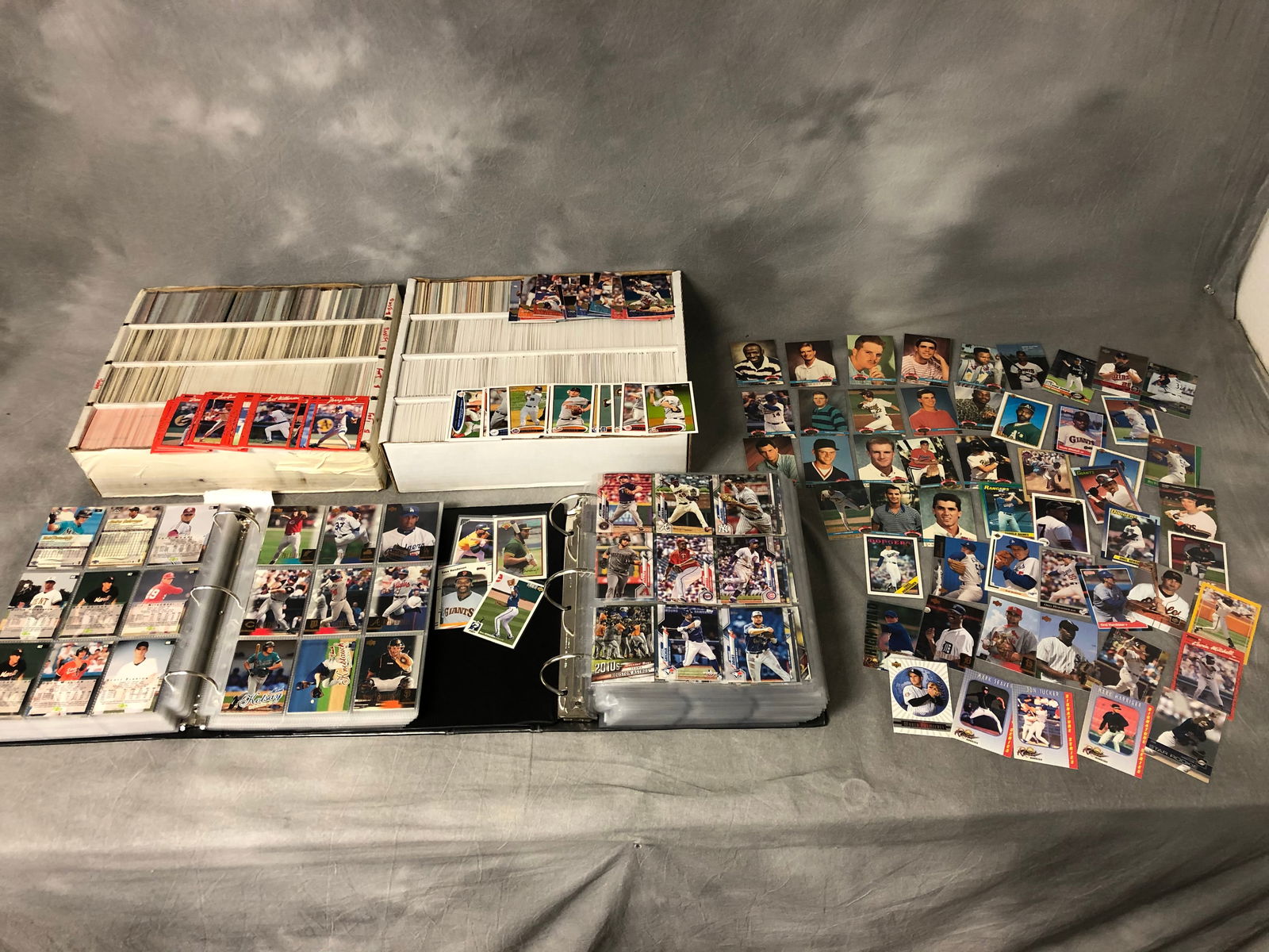 Lot Asst 1980s-2000s Baseball Trading Cards - Topps, UpperDeck, Donruss, Fleer & More (1 of 13)