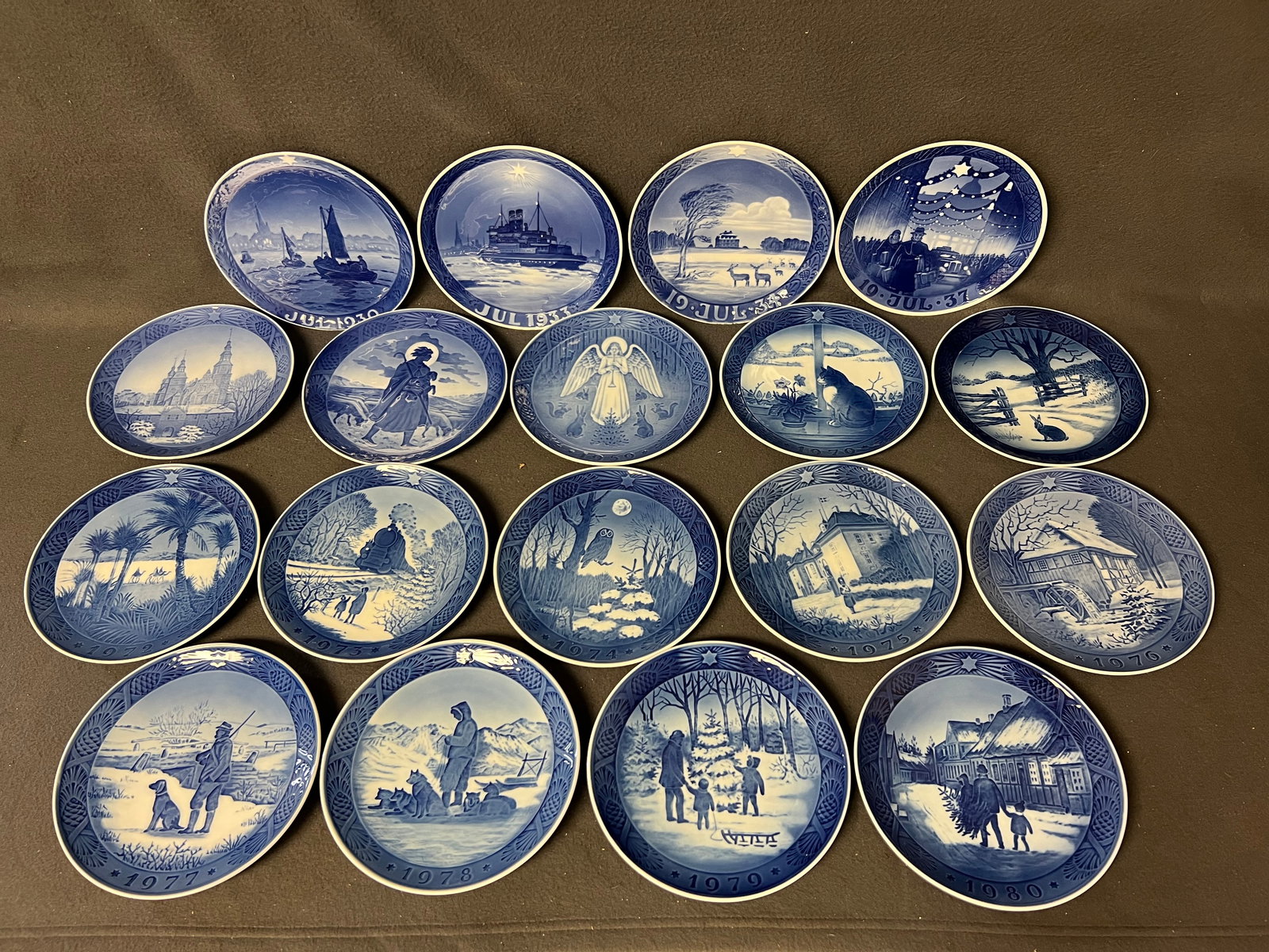 (18)Royal Copenhagen Denmark Porcelain Plates - 1930-1980 Collection 7'' Collectors Plates (1 of 10)