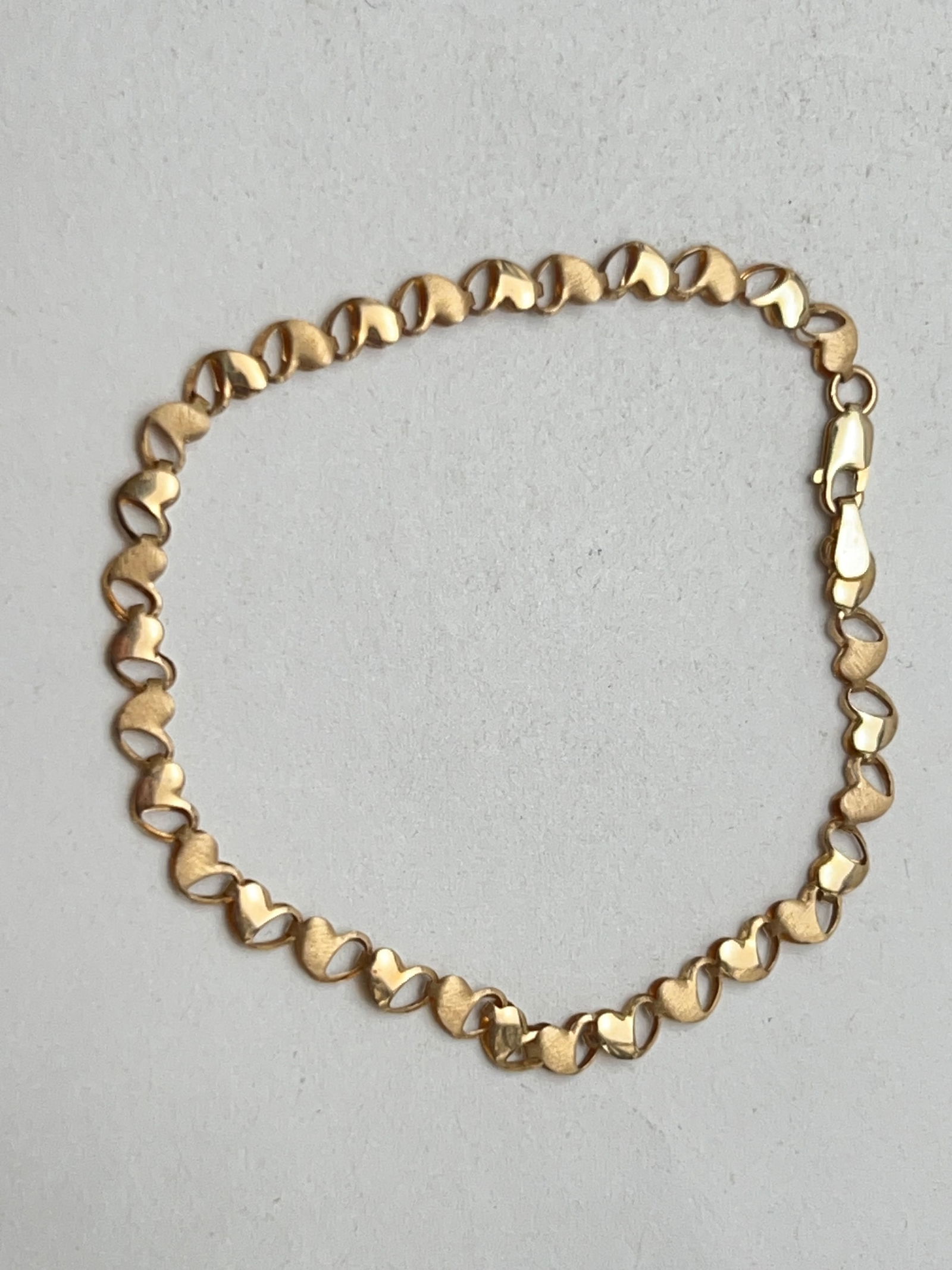Vintage 14K Gold Bracelet, 1.76g TW - 7''L w/ Heart Design Hallmarked ''MS66 14K'' - (1 of 2)