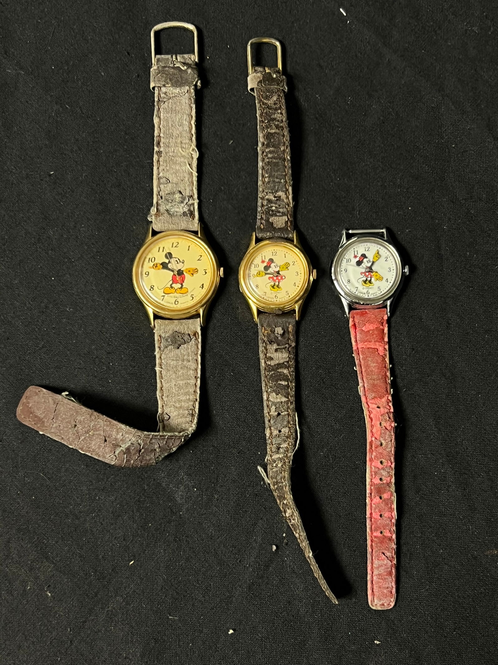 (3)Vtg Mickey Mouse Watches - (2)V515-6138, (1)V515-6118 (1 of 5)