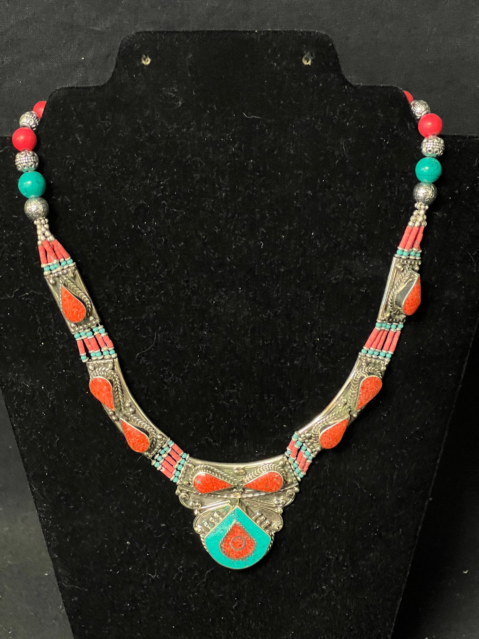 Tibetan Turquoise Coral Necklace 18''L: Tibetan Turquoise Coral Necklace 18''L