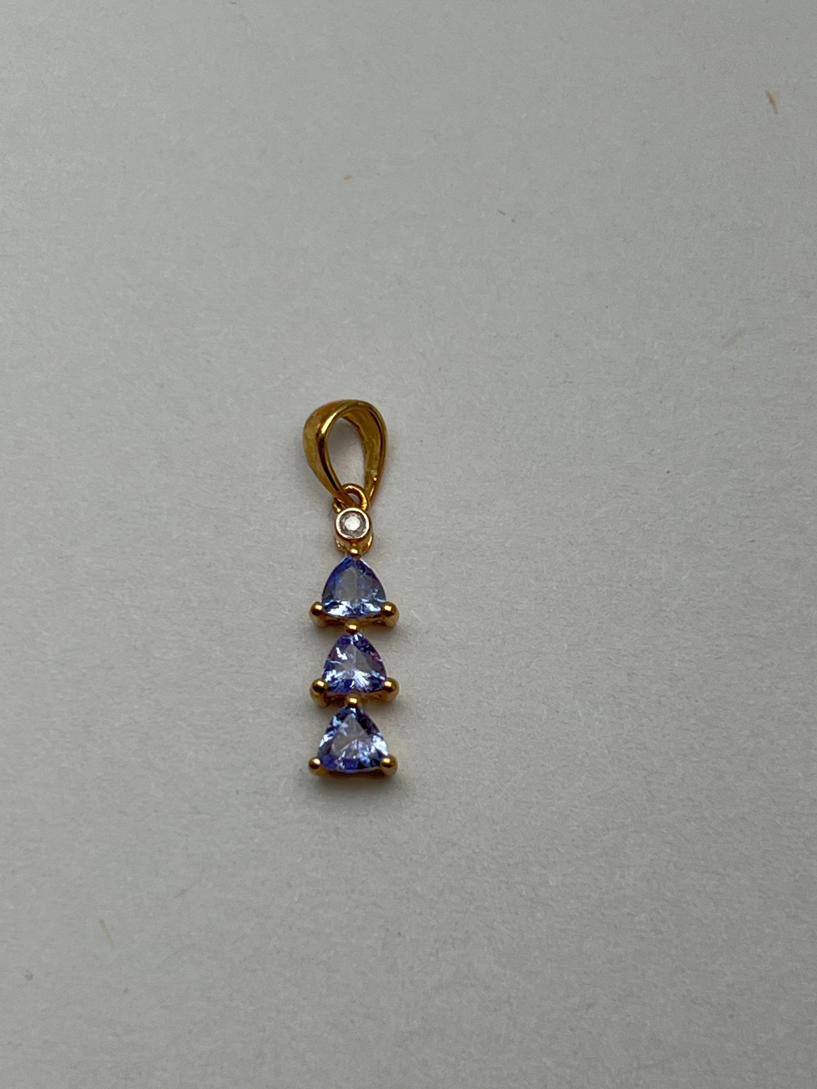 10K Gold Tanzanite Diamond Pendant, .75''L: 10K Gold Tanzanite Diamond Pendant, .75''L