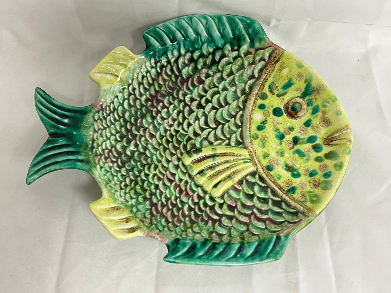 Vtg Olfaire Majolica Fish Platter 12.5'' x 2'' x 10.5'' (1 of 3)