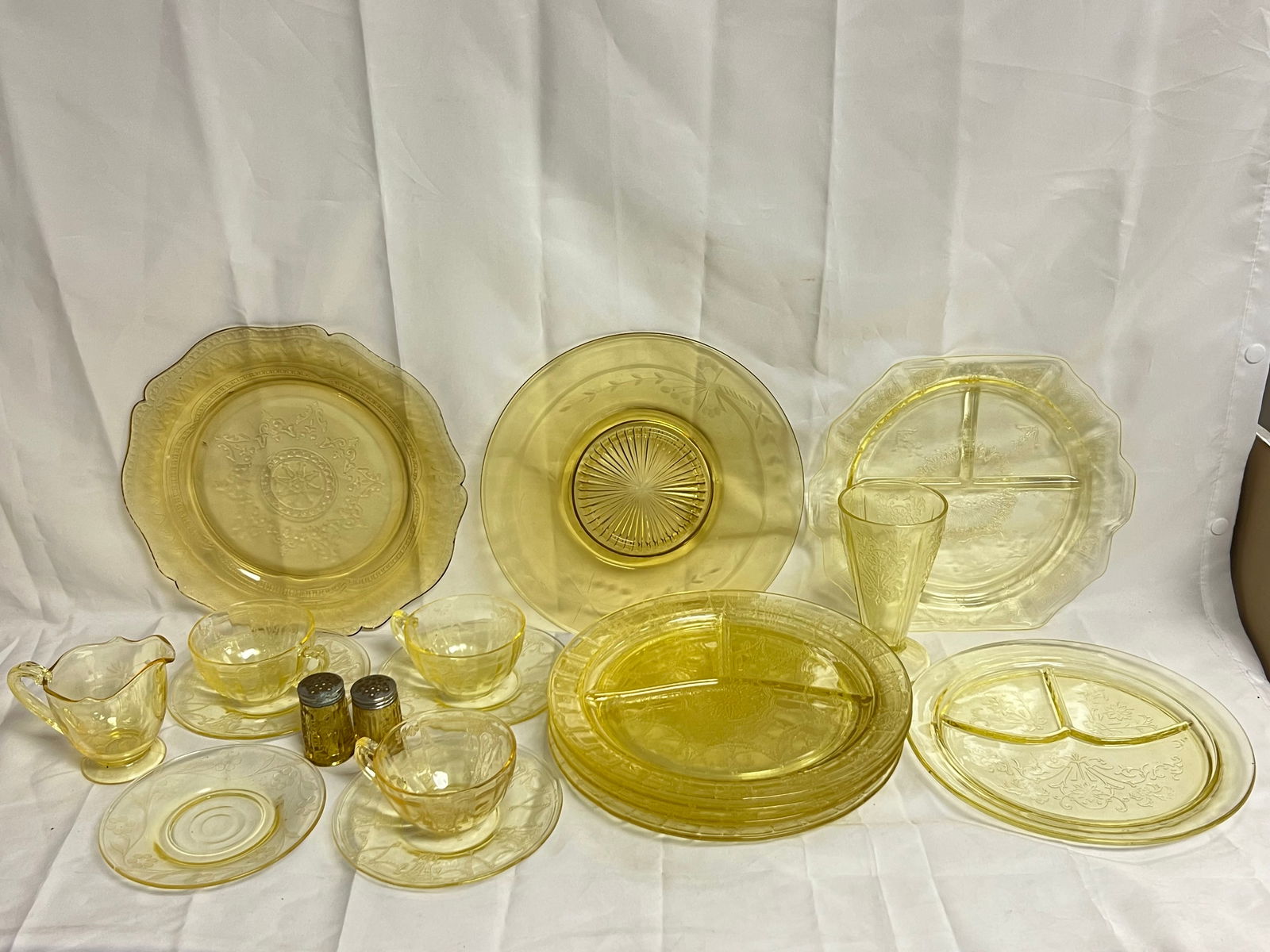 Over 20pcs Vtg Yellow Depression Glass - Dinner Plates, Salt + Pepper, Cups + More (1 of 5)
