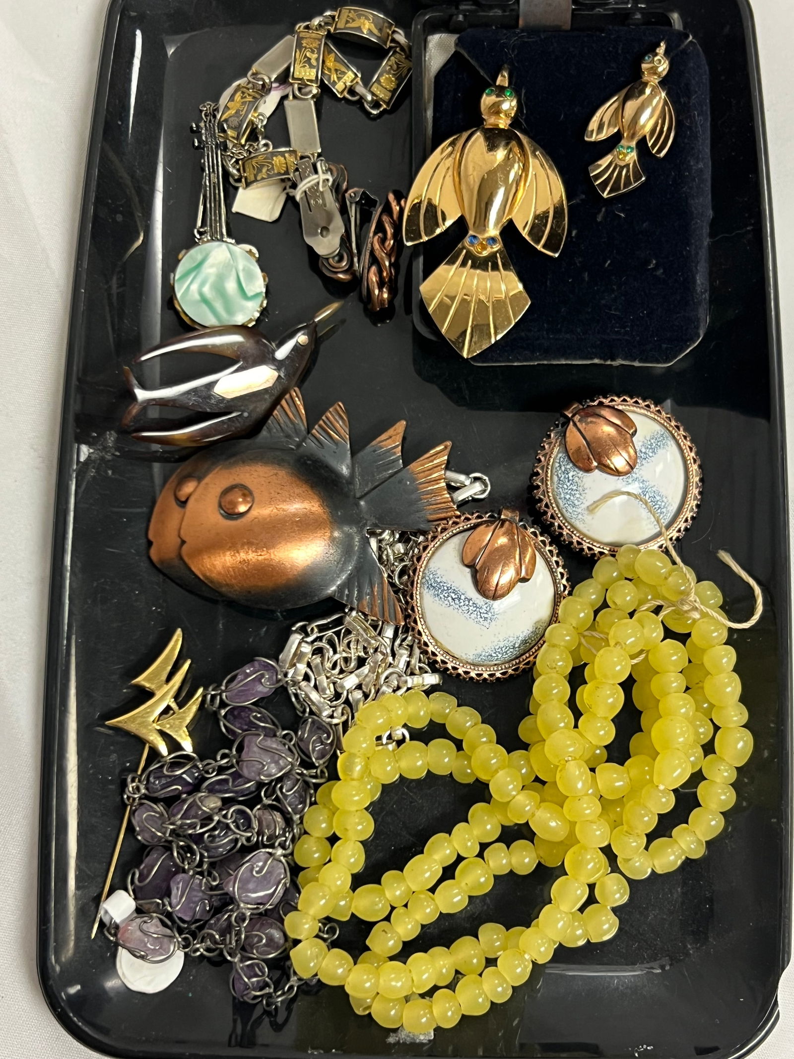 Tray Lot- Jewelry , Coro, Trifari - Amethyst & More: Tray Lot- Jewelry , Coro, Trifari - Amethyst & More