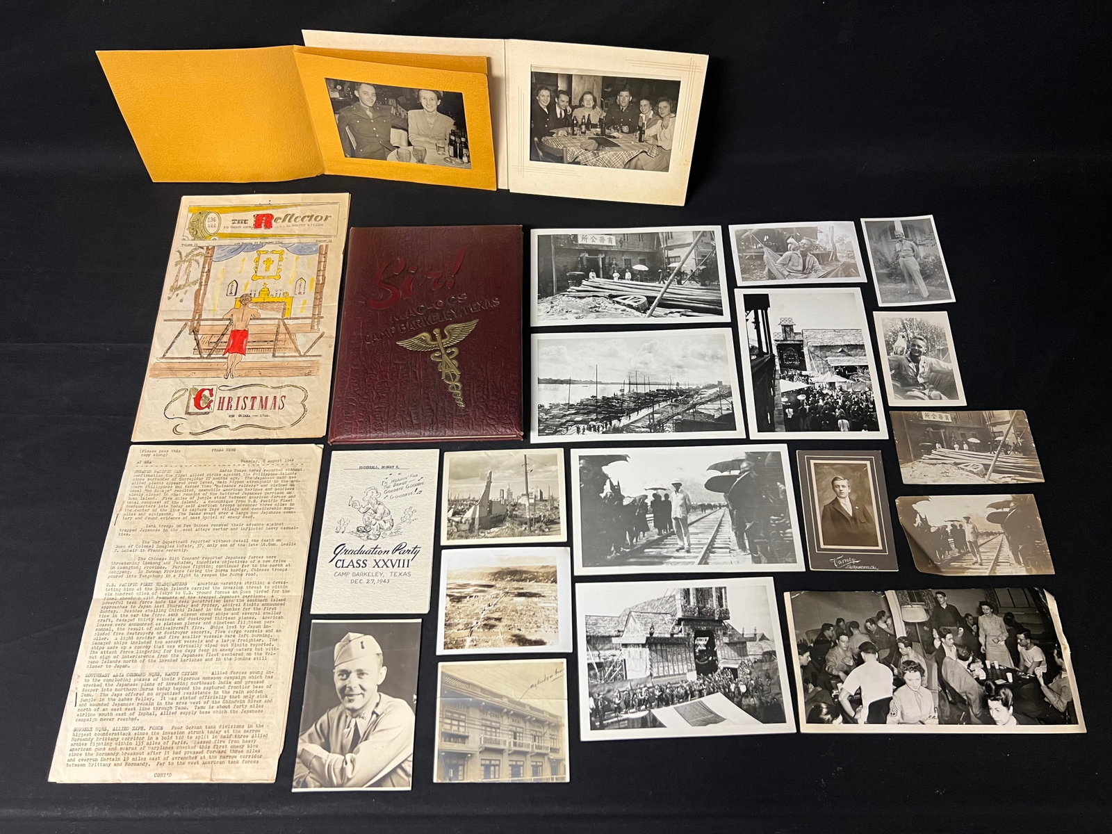 WWII 1943 Camp Barkley Texas Yearbook, Photos- From Robert Cockerell Estate - 1943 Yearbook -: WWII 1943 Camp Barkley Texas Yearbook, Photos- From Robert Cockerell Estate - 1943 Yearbook - Military Press News Letter, Christmas / Military + Headquarters Letter, Military Photos