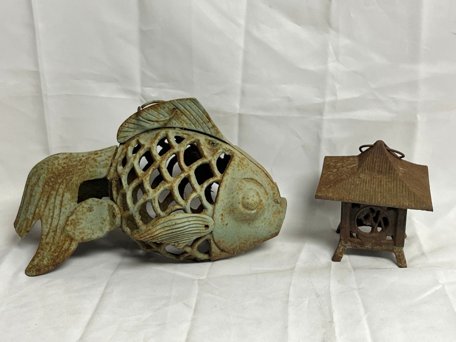 Cast Iron Fish & Pagoda Outdoor Decor - Fish 12'' x 6'' x 7'' (1 of 3)