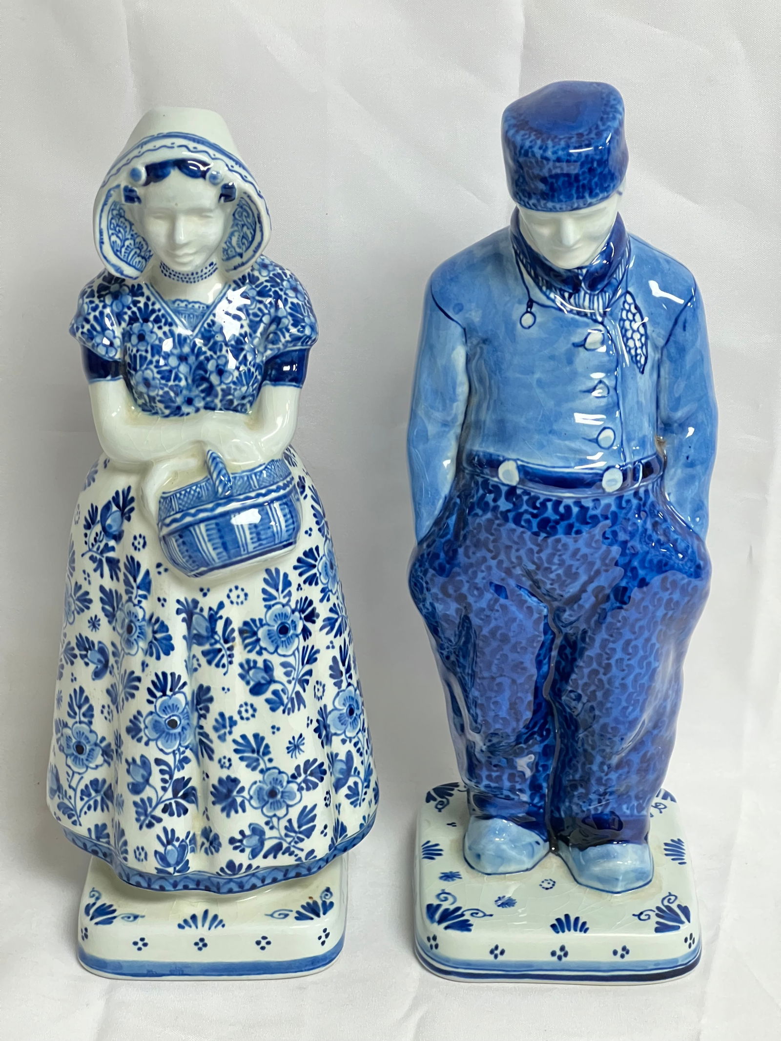 Pr Delft Porcelain Dutch Figures 11'' T - Focke & Meltzer Stickers (1 of 6)