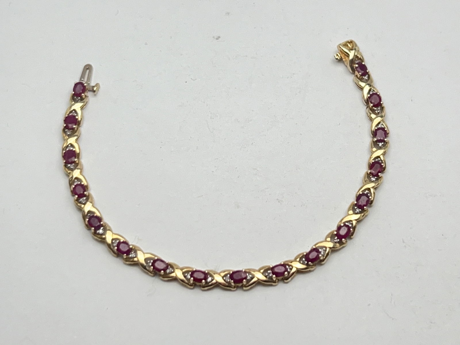 14K Vtg Gold Ruby Diamond Bracelet 7''L - Estate Jewelry Hallmarked '14K ADL' - Total Wgt 9.78g (1 of 3)