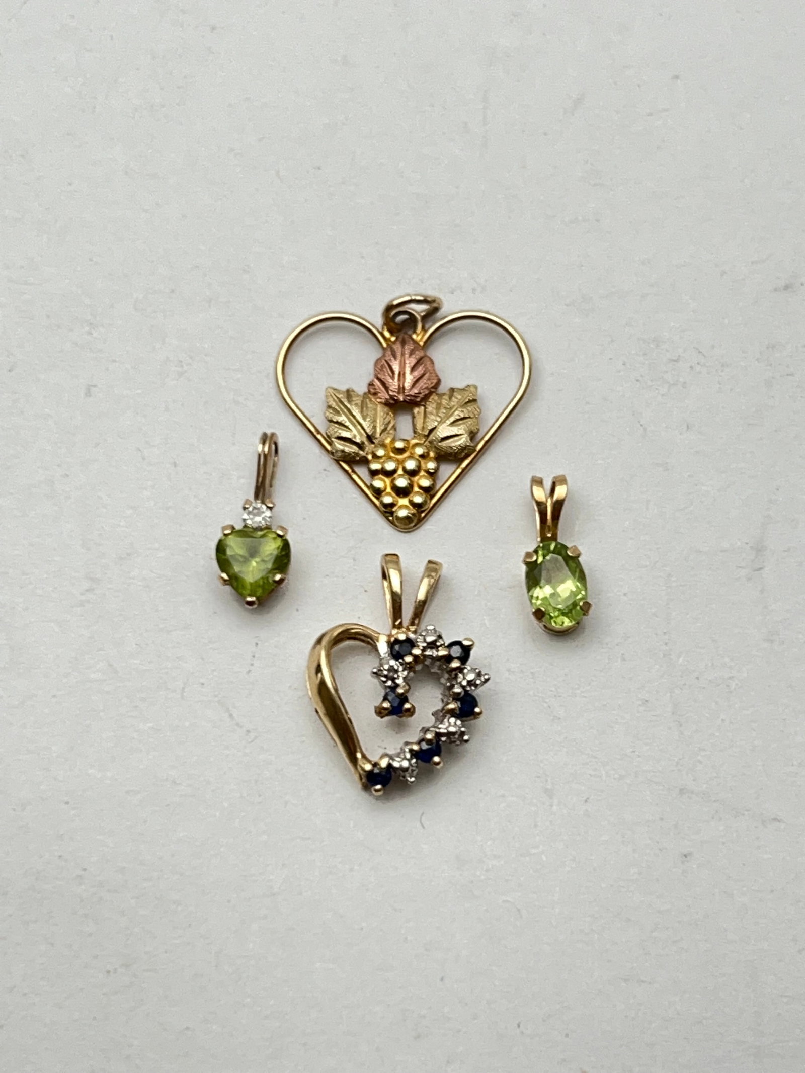 (4)Pendants - Diamond w/ Peridot, Sapphire, More - Black Hills Gold, Peridot, Sapphire Heart,: (4)Pendants - Diamond w/ Peridot, Sapphire, More - Black Hills Gold, Peridot, Sapphire Heart, Peridot Diamond Heart