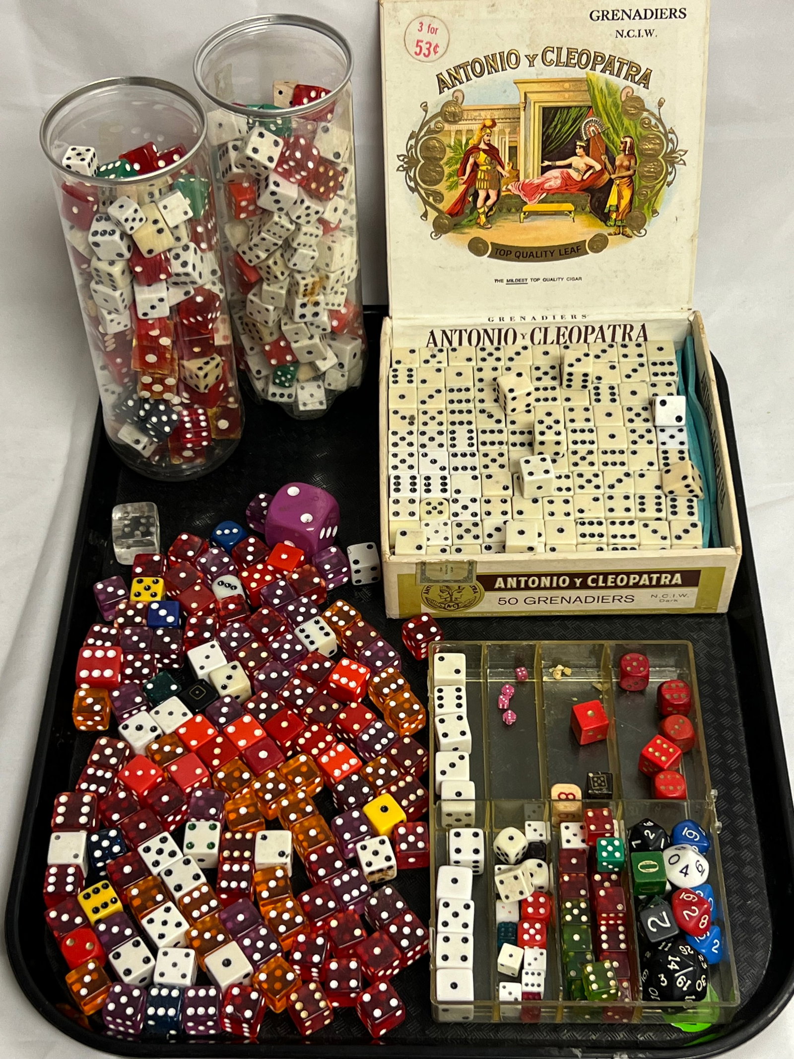 100s of Asst Vintage Dice, Various Size/Color/Type: 100s of Asst Vintage Dice, Various Size/Color/Type