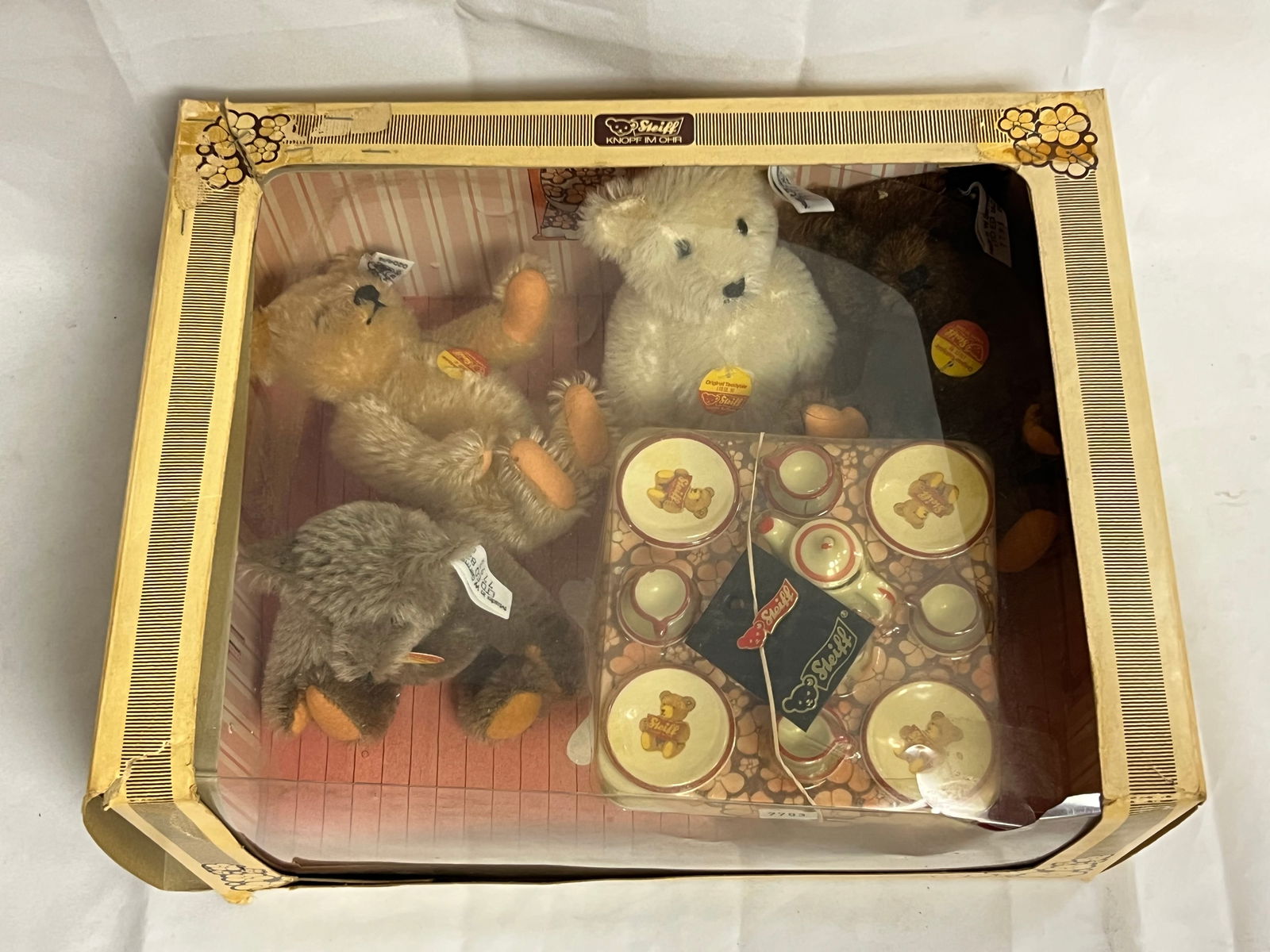 Steiff Bears Tea Time Set- New Old Stock -  (4)Bears w/ Steiff Tea Set & Table in Box (1 of 3)