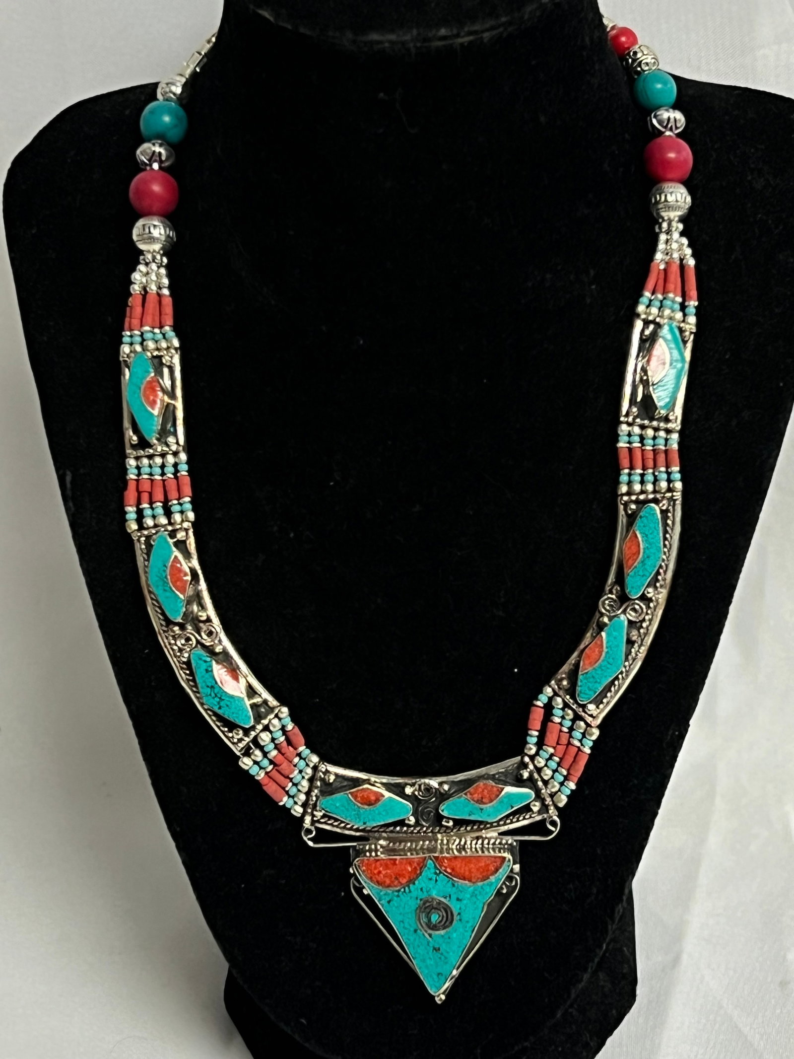 Tibetan Turquoise Coral Necklace 18''L: Tibetan Turquoise Coral Necklace 18''L