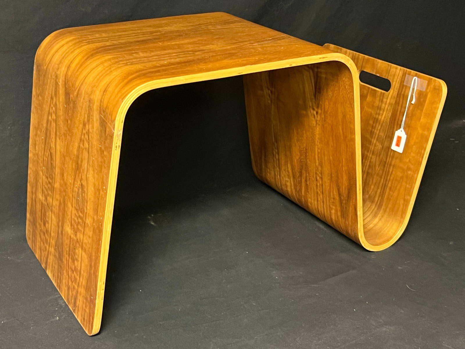 Mid Century Side Table W/ Magazine Rack - 25'' X 14'' X 16'' - Jun 13 ...