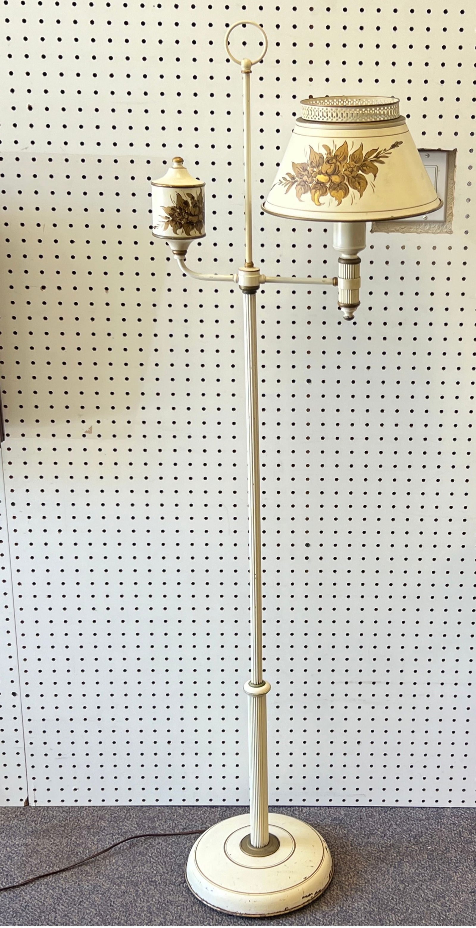 Tole Painted Metal Floor Lamp 56''T (Pick Up or Arrange Own Shipping) (1 of 4)