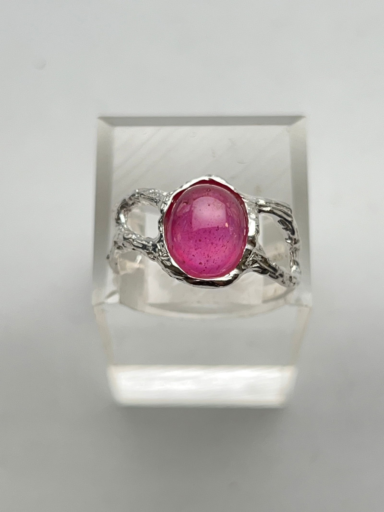 Sterling Pink Sapphire Ring Sz 8.5 (1 of 4)