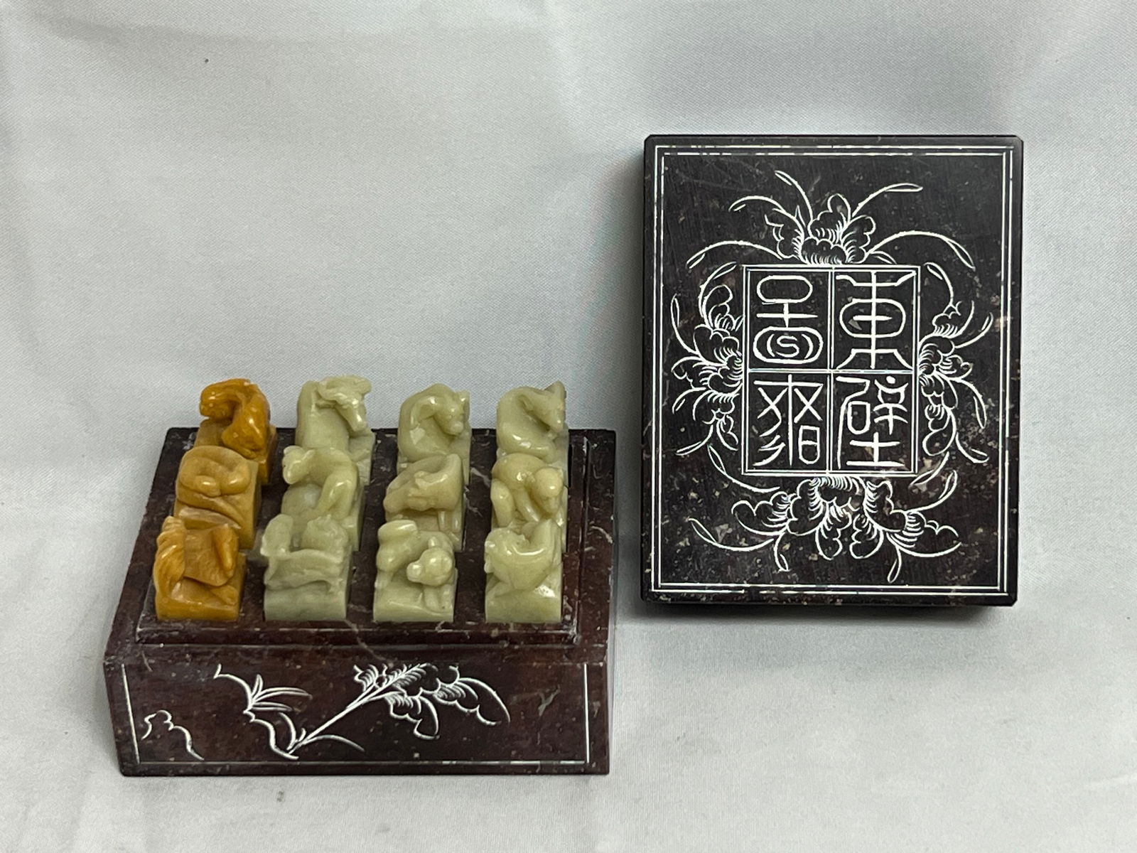 Asian Jade/ Soapstone Zodiac Seal Set in Box - Seal 1.5''T , Box 3.75'' x 2.25'': Asian Jade/ Soapstone Zodiac Seal Set in Box - Seal 1.5''T , Box 3.75'' x 2.25''