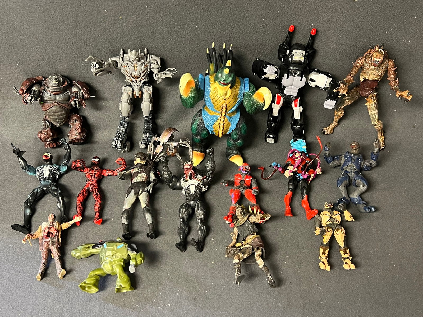 Asst Comic + Action Figures, McFarlane,DC,More - Neca 2010 Predator Berserker Series 1, Red Lantern, (1 of 12)