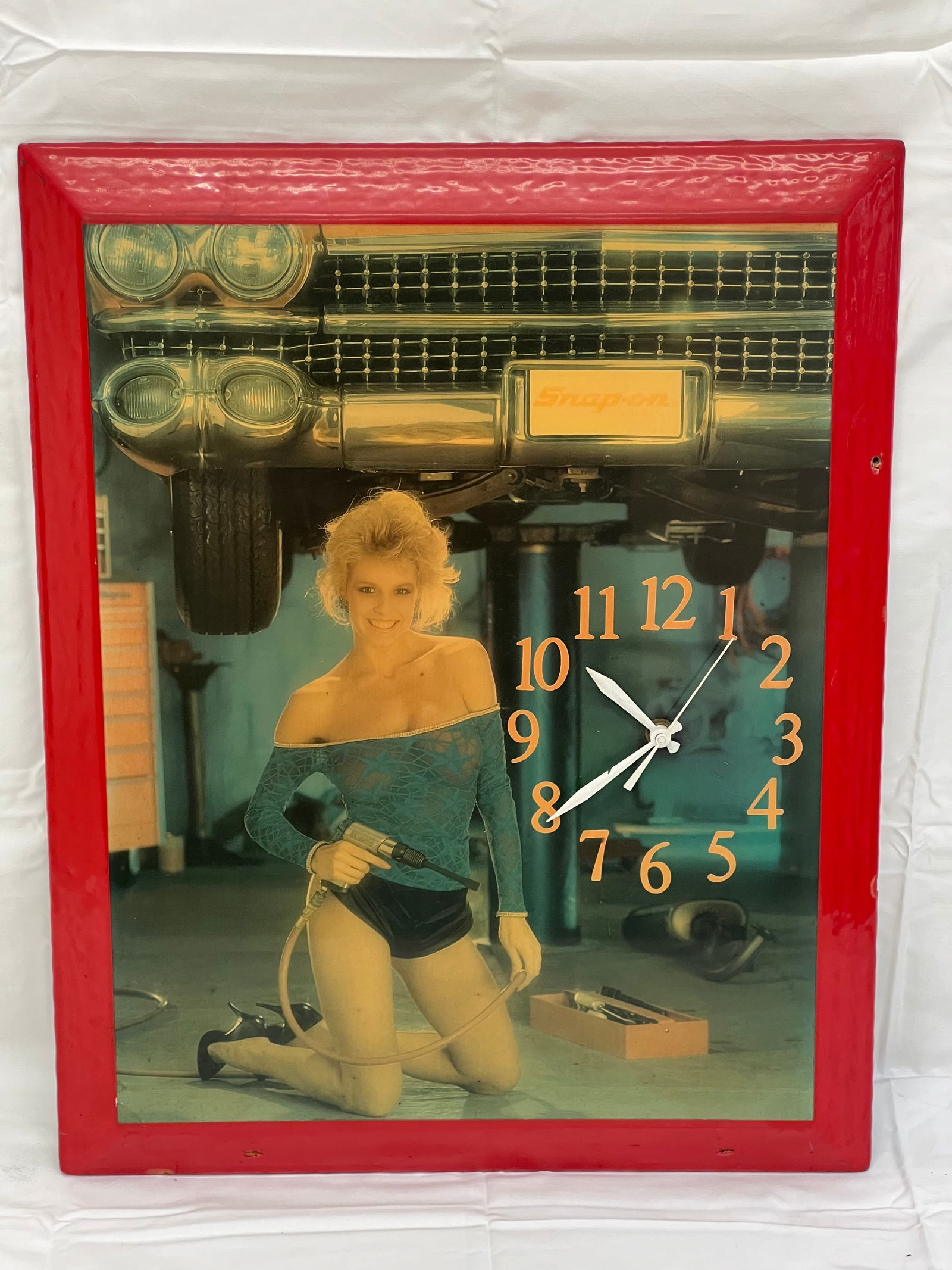 Vintage Snap-On Tools Pin-Up Girl Clock - Wood Panel w/ Instructions - 15.75'' x 20'': Vintage Snap-On Tools Pin-Up Girl Clock - Wood Panel w/ Instructions - 15.75'' x 20''