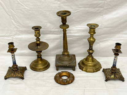 (5)Asst Atq / Vtg Brass Candlesticks, 7'' - 12''T: (5)Asst Atq / Vtg Brass Candlesticks, 7'' - 12''T