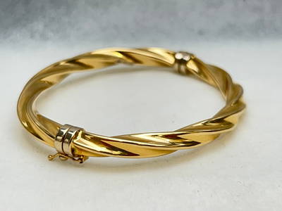 18K Gold Italian Twisted Bangle 3'', TW 9.69g - Hallmarked 18Kt Italy MI