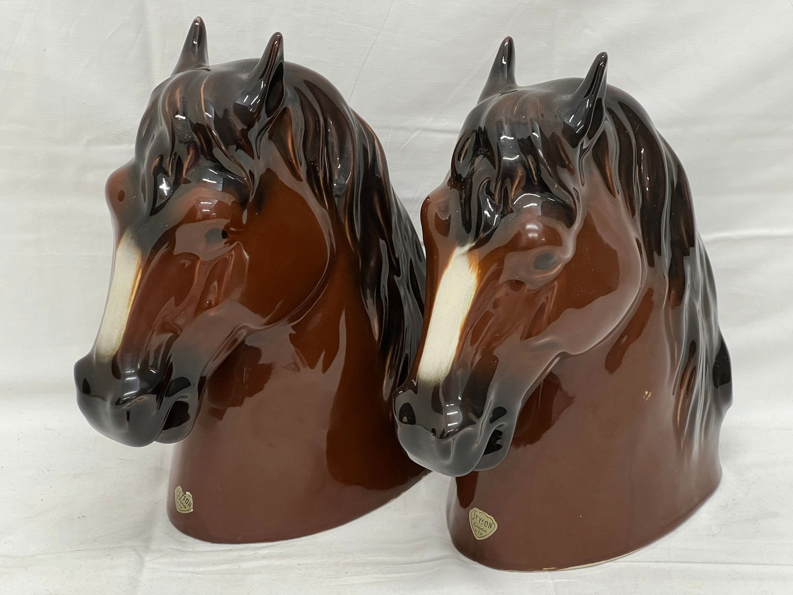 pr 1950s Era Ceramic Horse Head Bookends - Original Stickers, 7'' x 4.5'' x 10'' (Tiny Chip on Ear, (1 of 8)