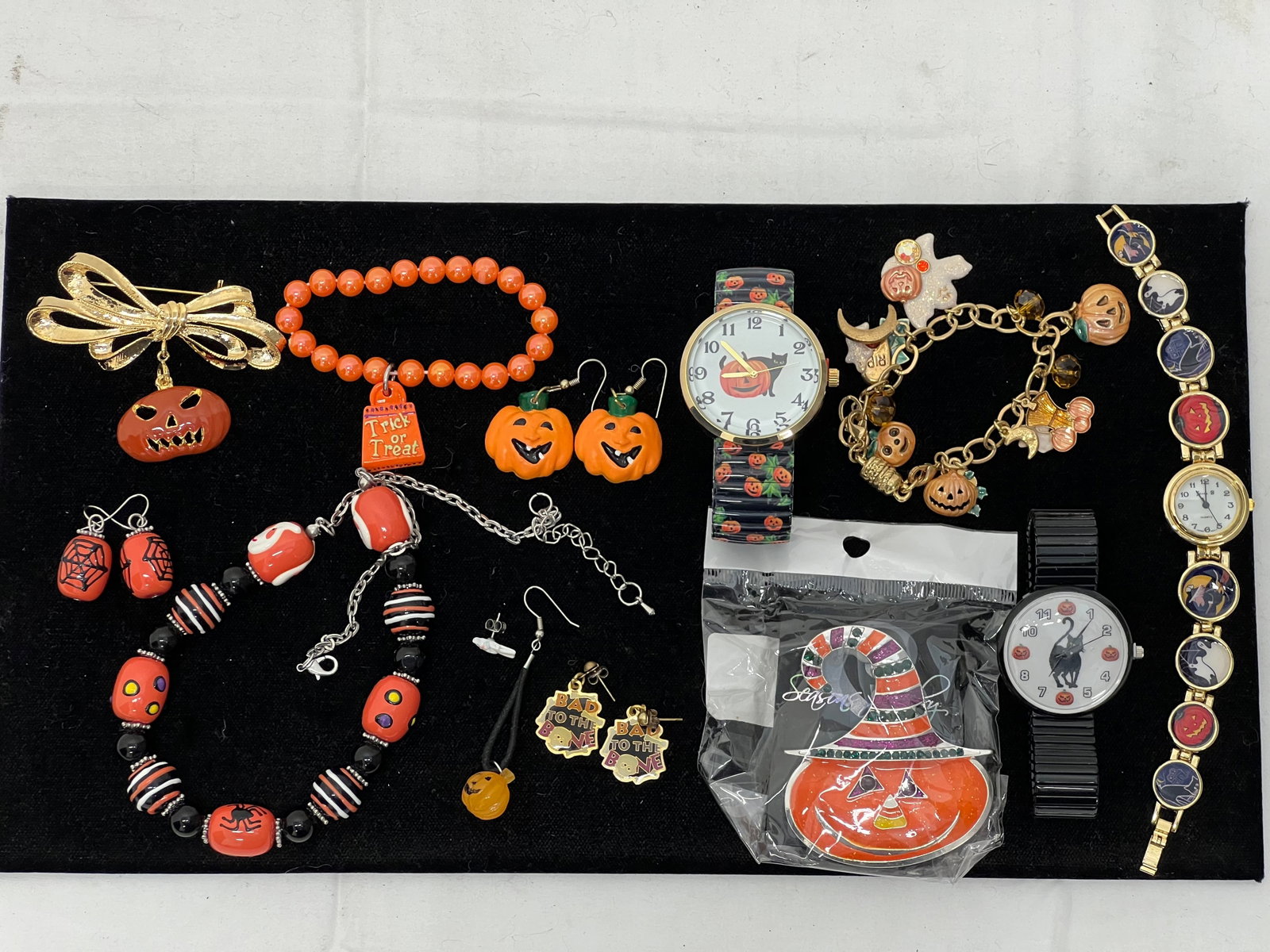 Asst Halloween Themed Jewelry - Bracelets, Earrings, Necklaces,Pins: Asst Halloween Themed Jewelry - Bracelets, Earrings, Necklaces,Pins